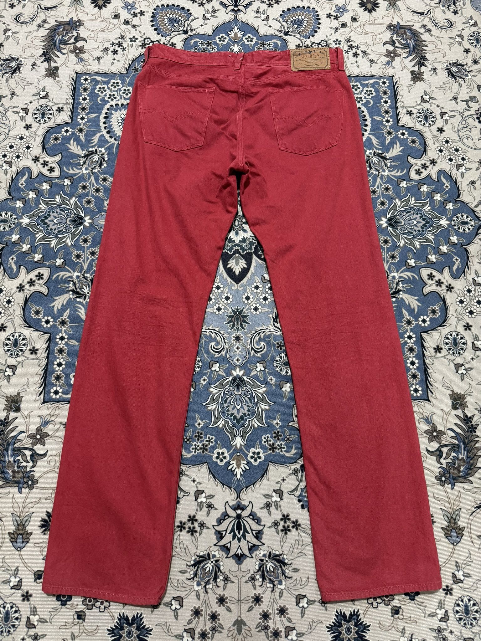 Designer × Guess Guess 1981 Los Angles Lincoln Slim Straight Red Dye Jeans Size US 31 - 2 Thumbnail