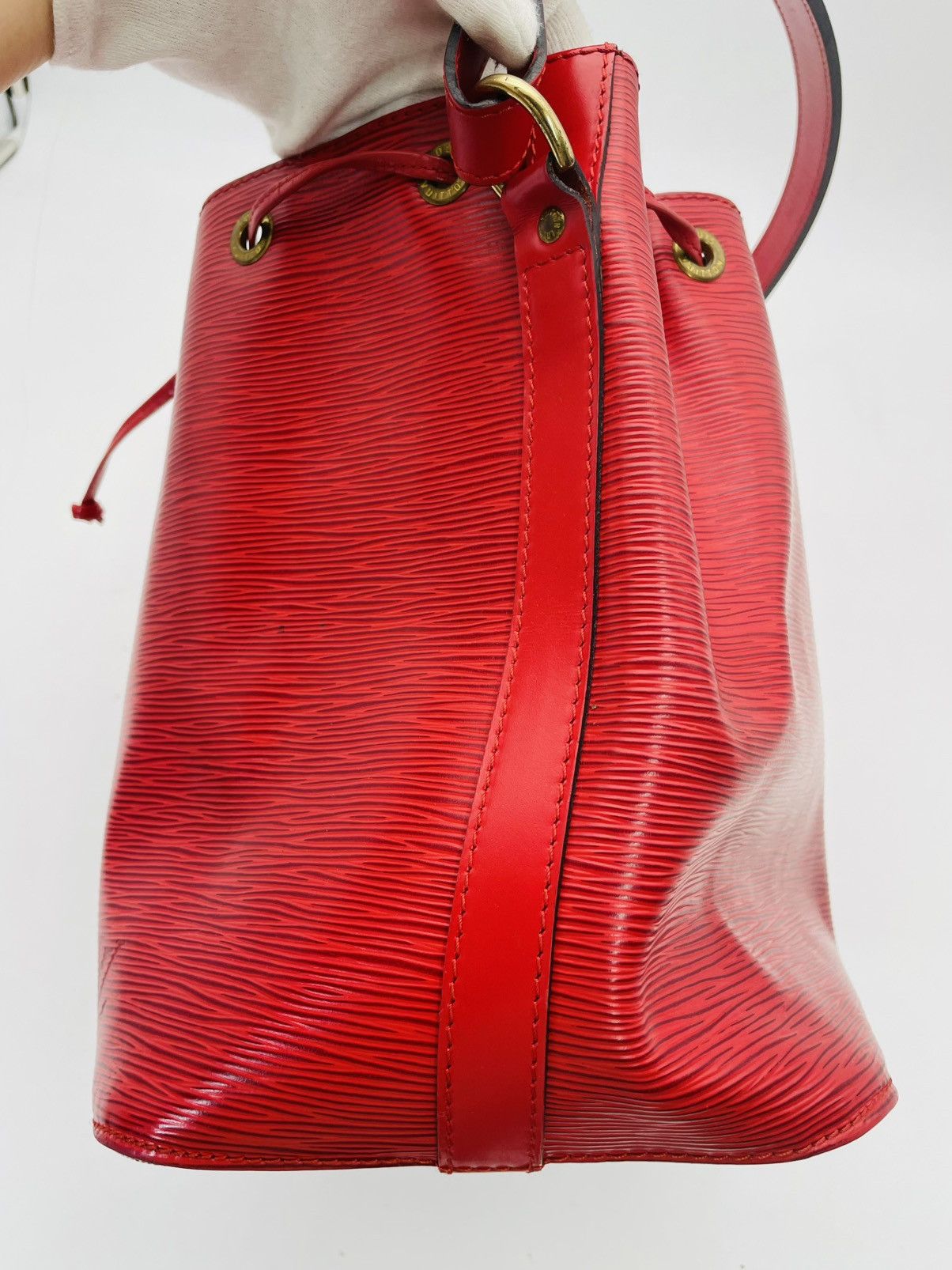 Louis Vuitton Epi Leather Red Shoulder bag Size ONE SIZE - 4 Thumbnail