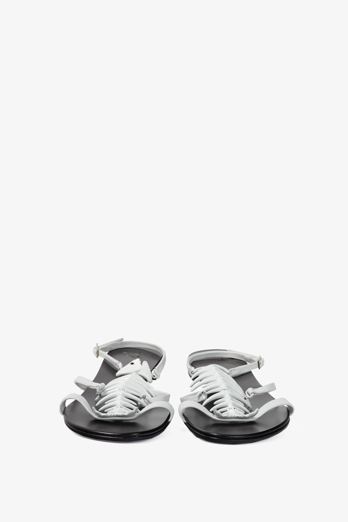 Giuseppe Zanotti Giuseppe Zanotti White Fishbone Flat Sandals Size US 9.5 / IT 39.5 - 3 Thumbnail