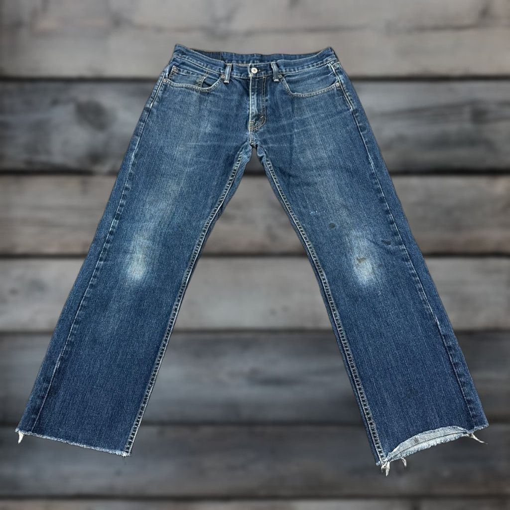 Levi's Levi's 559 Jeans Mens 33x30 Blue Straight Relaxed Distressed Cotton Denim 559 Model Modern 500 Series Mens Regular Size 33 Inseam 30 Size US 33 - 1 Thumbnail