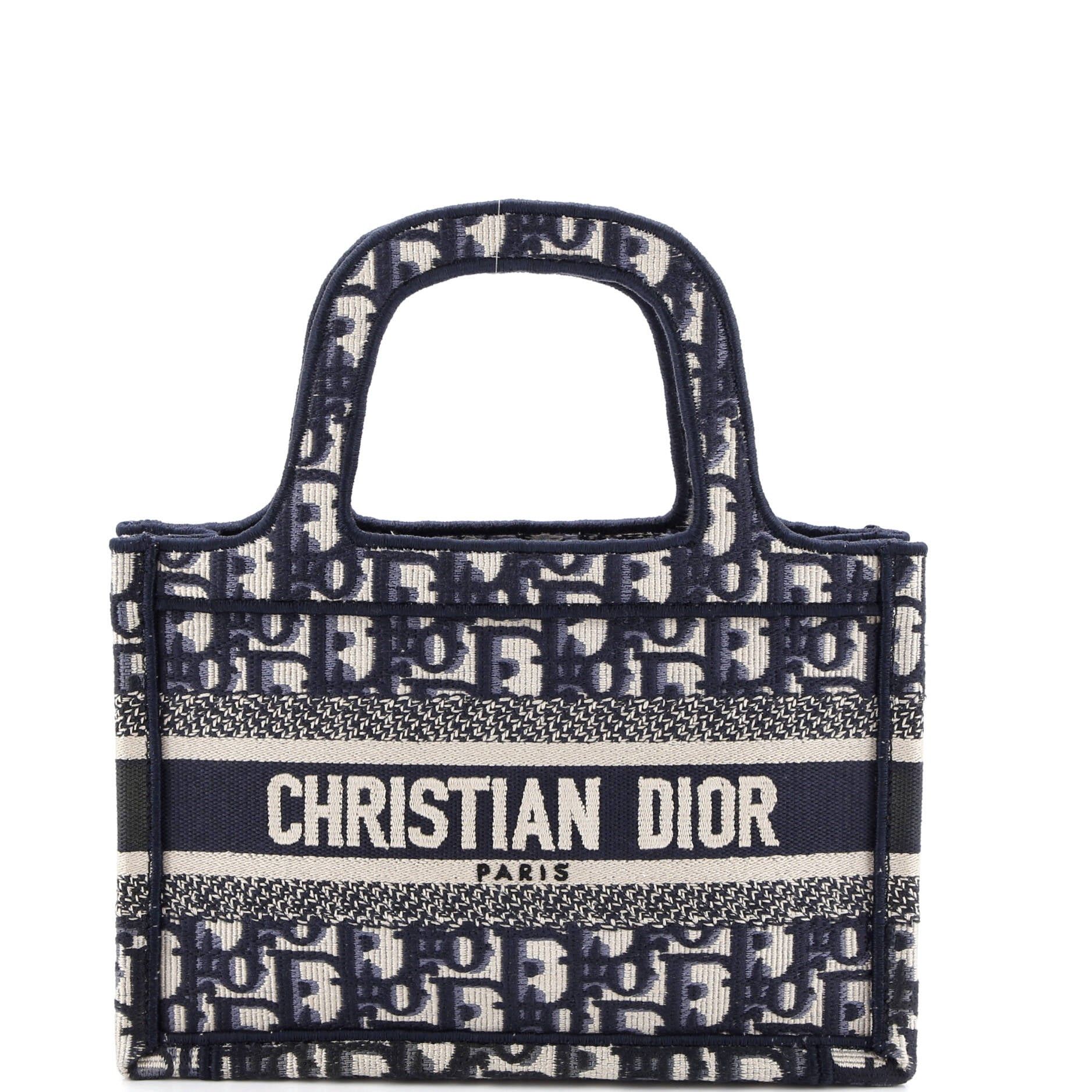 Dior Book Tote Size ONE SIZE - 1 Thumbnail