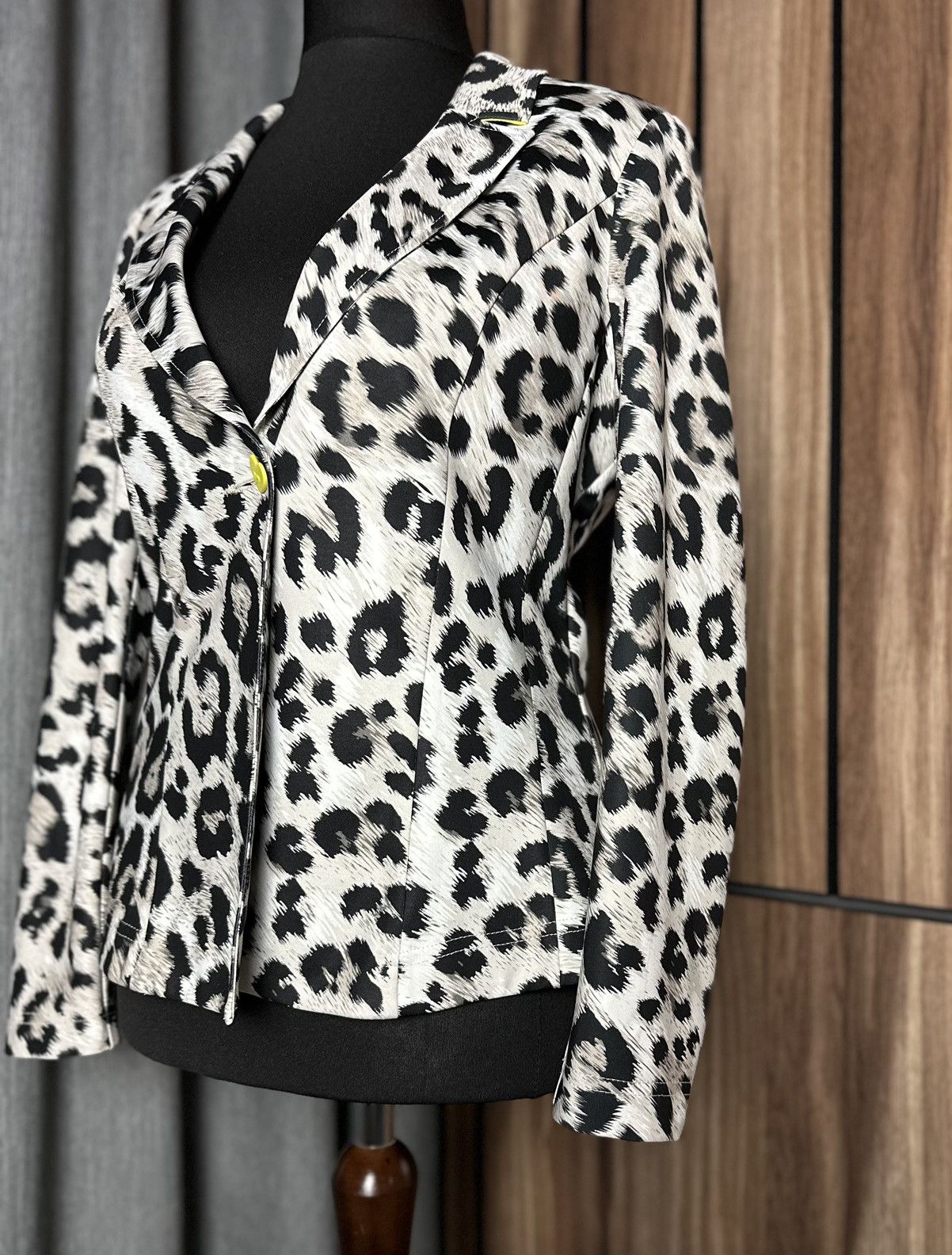 Joseph Ribkoff Joseph Ribkoff Leopard Jacket Blazer Women's Size US 10 Size L / US 10 / IT 46 - 4 Thumbnail