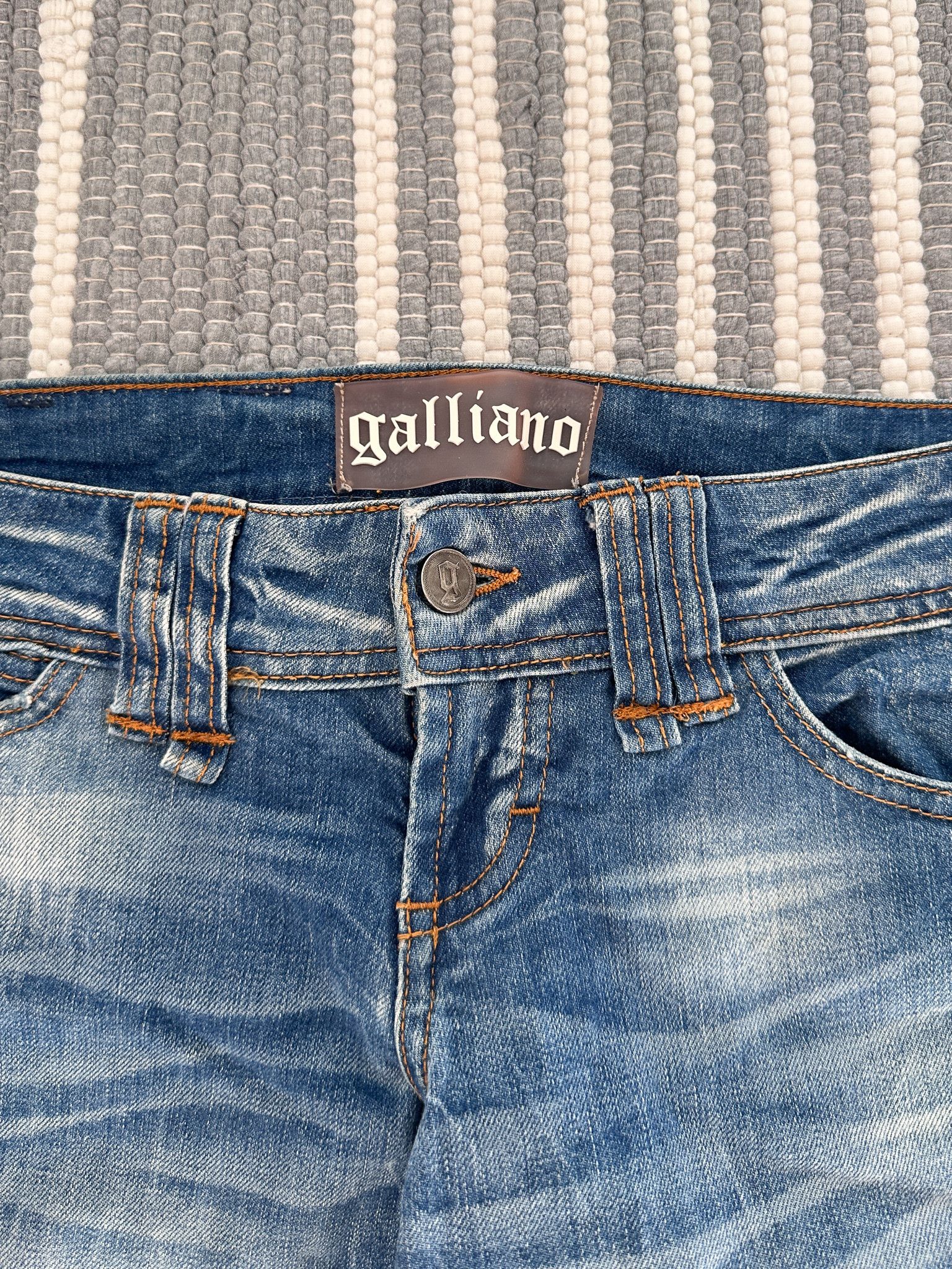 John Galliano Vintage Galliano Blue Denim Jeans Pants Size 28" / US 6 / IT 42 - 5 Thumbnail