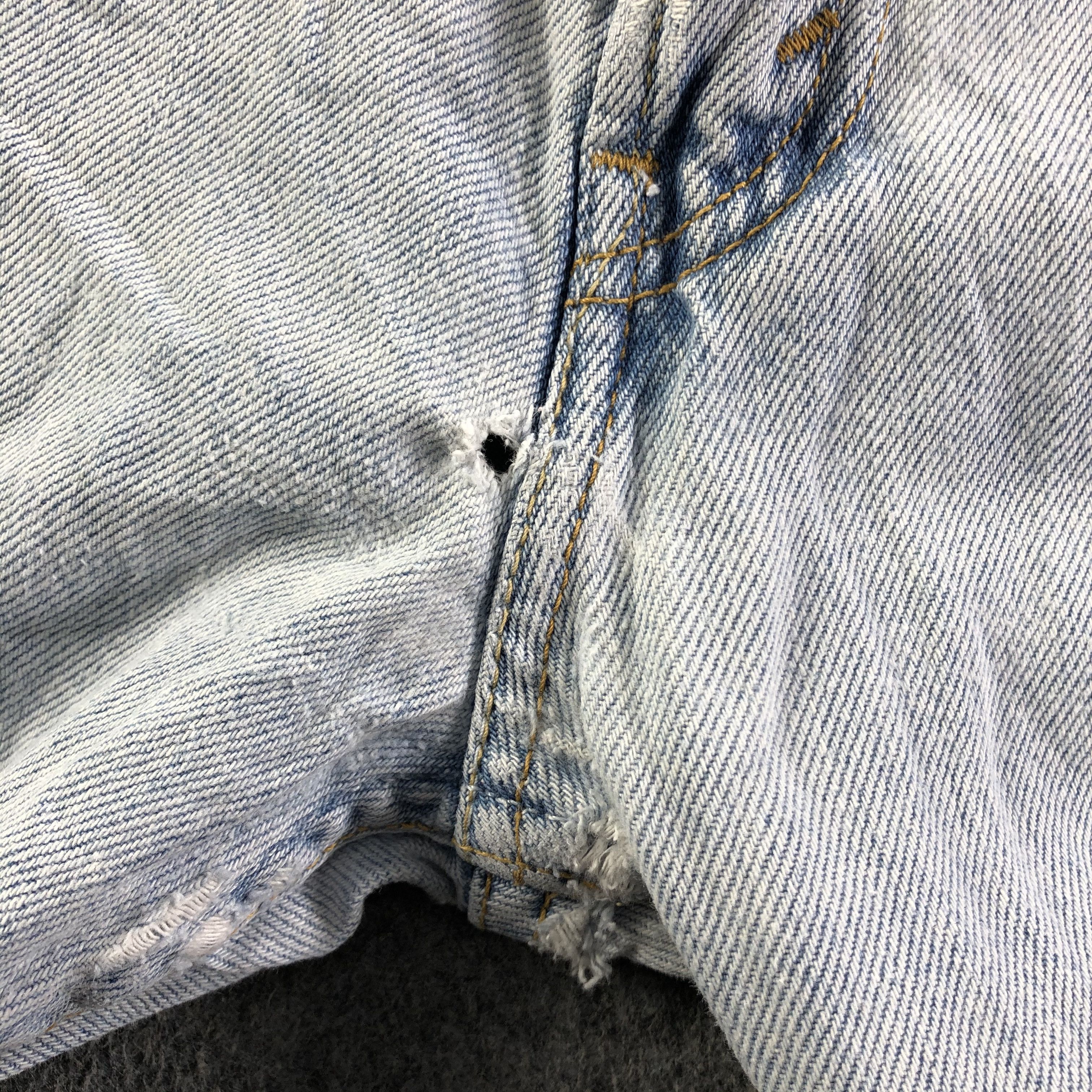 Levi's Vintage Light Wash Levis 505 Jeans-J3338 Size US 36 / EU 52 - 8 Thumbnail
