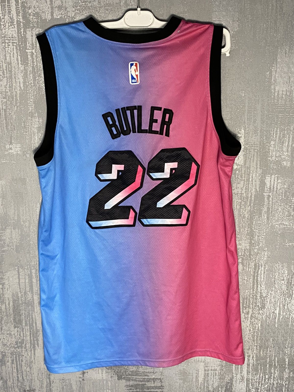 NBA × Nike NBA Nike Miami Basketball Jersey # 22 Butler Size US M / EU 48-50 / 2 - 2 Thumbnail