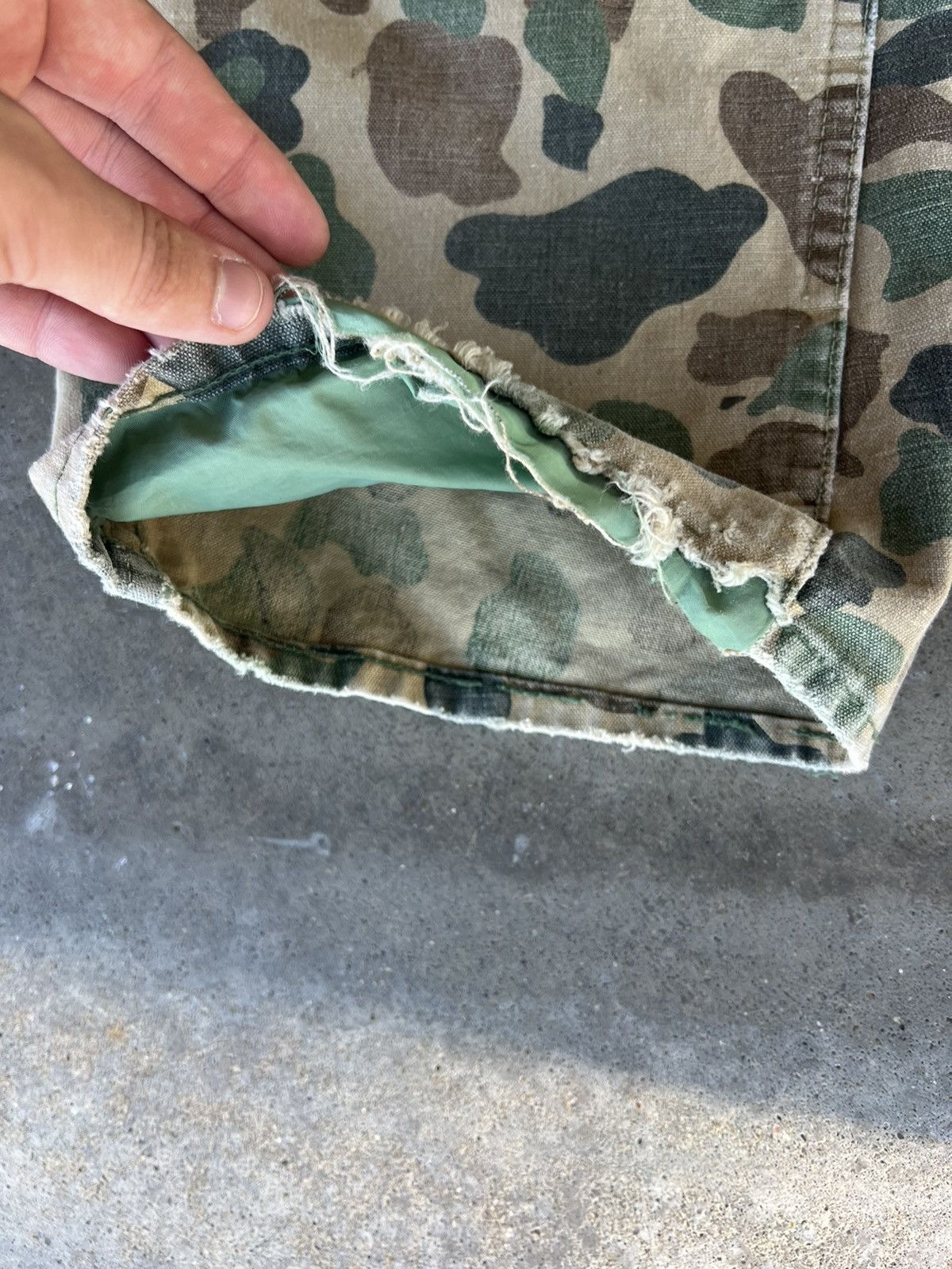 Vintage True Vintage 70’s Frog Print Camo Pants Size US 33 - 5 Thumbnail