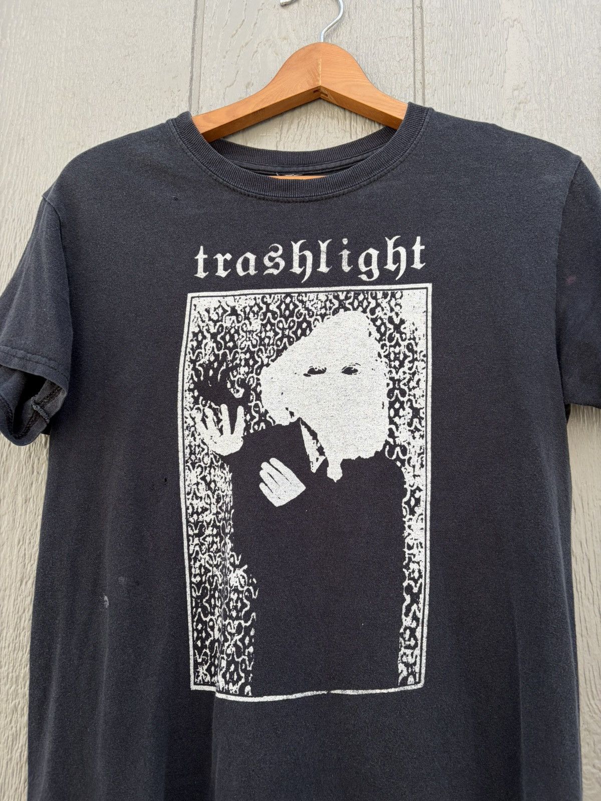 Vintage Vintage Y2K faded Trashlight Band Tshirt Size US M / EU 48-50 / 2 - 2 Thumbnail