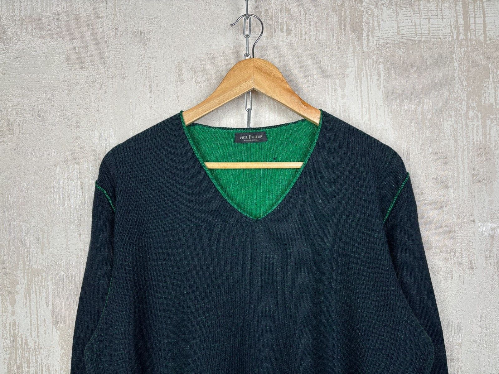 Other Phil Petter V-neck Sweater Wool Blend Size US L / EU 52-54 / 3 - 4 Thumbnail