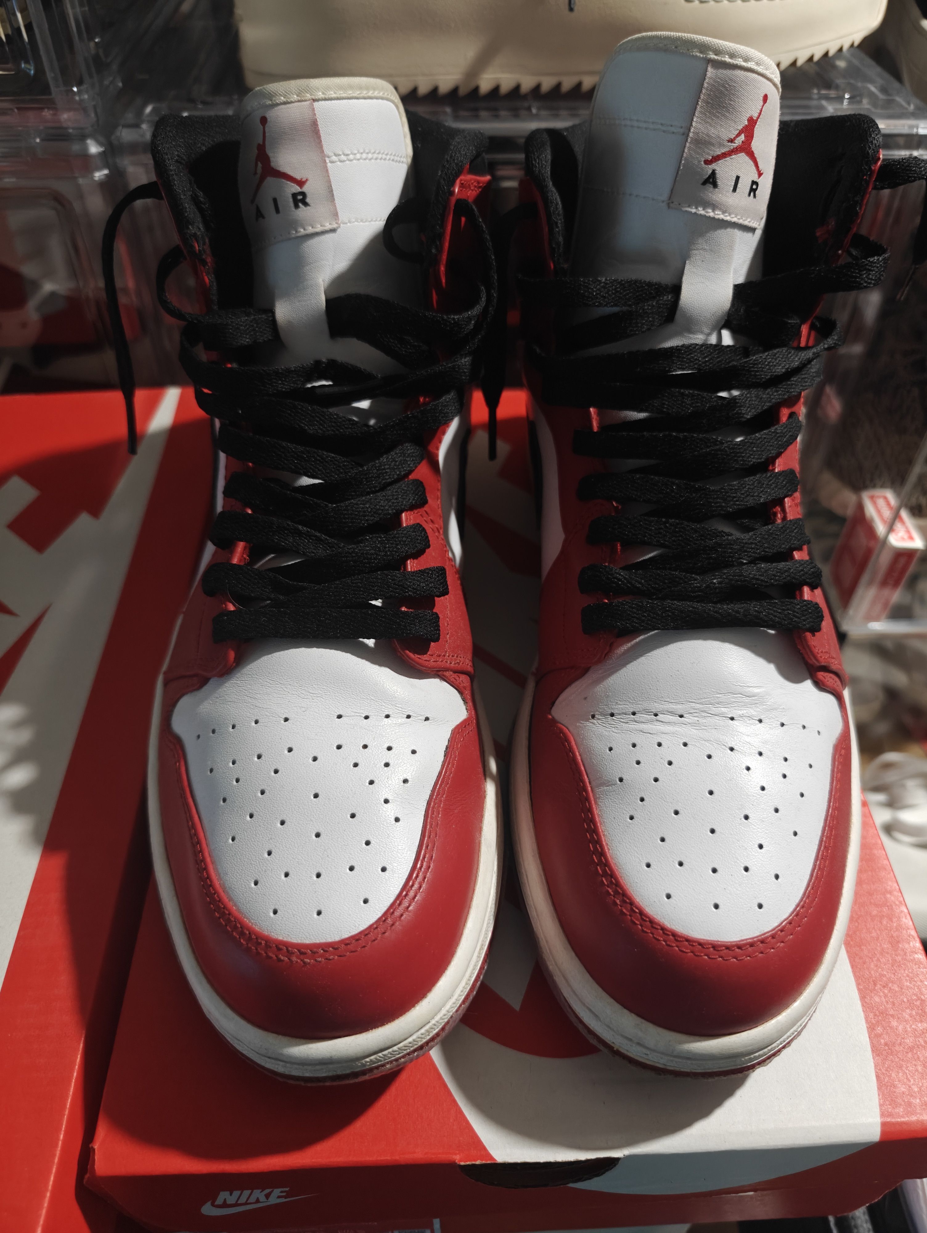 image of 2013 Air Jordan 1 Retro High Chicago 2013 Shoes, Men's (Size 12)