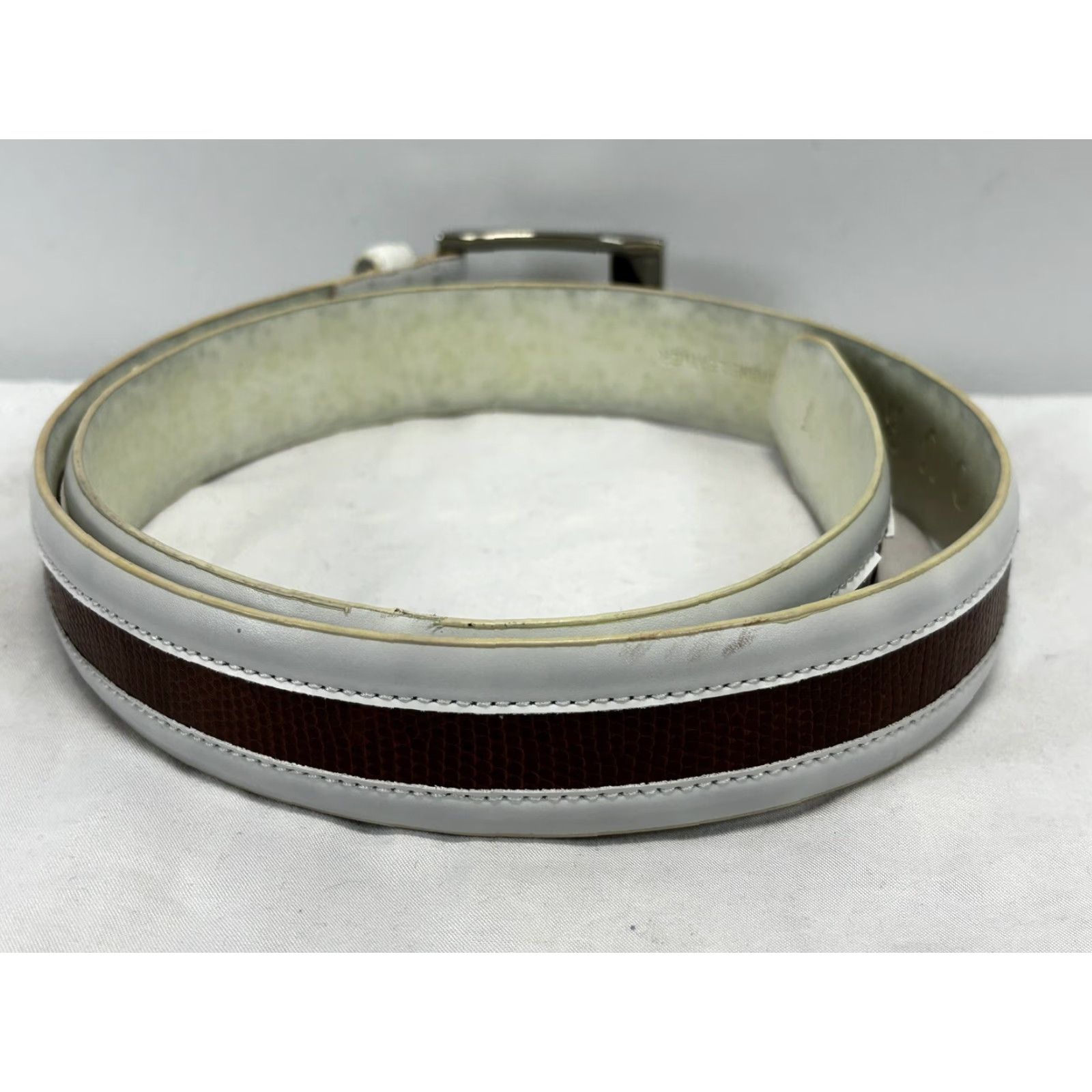 PGA Tour VINTAGE PGA Tour Belt Leather Men 36 White Brown Belt, Leather, PGA Tour, Men, 36, Brown White, Holes wear (as-is) Size 36 - 2 Thumbnail