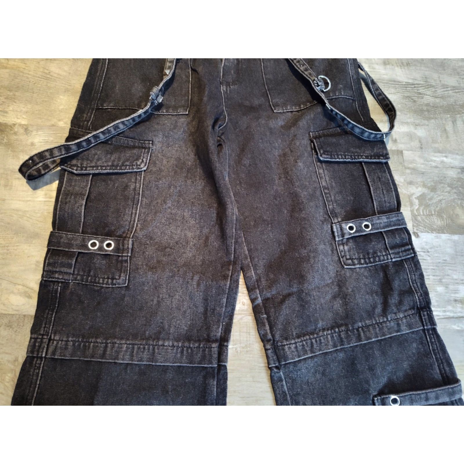 Vintage ROMWE Jeans Women's Medium 6 Black Denim Cargo Wide Leg Straps Punk Grunge NWT Vintage No Brand ROMWE Satin? Size 30" / US 8 / IT 44 - 3 Thumbnail