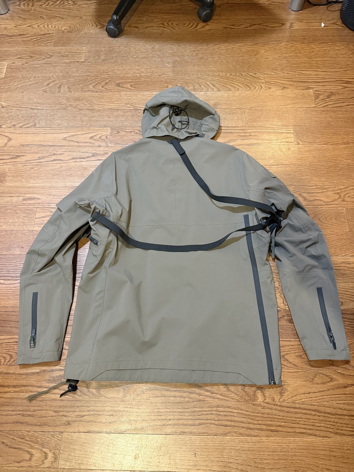 Acronym Acronym J1B-GT Gore-Tex Pro RAF Green Jacket FW 2021 (XL) Size US XL / EU 56 / 4 - 6 Thumbnail