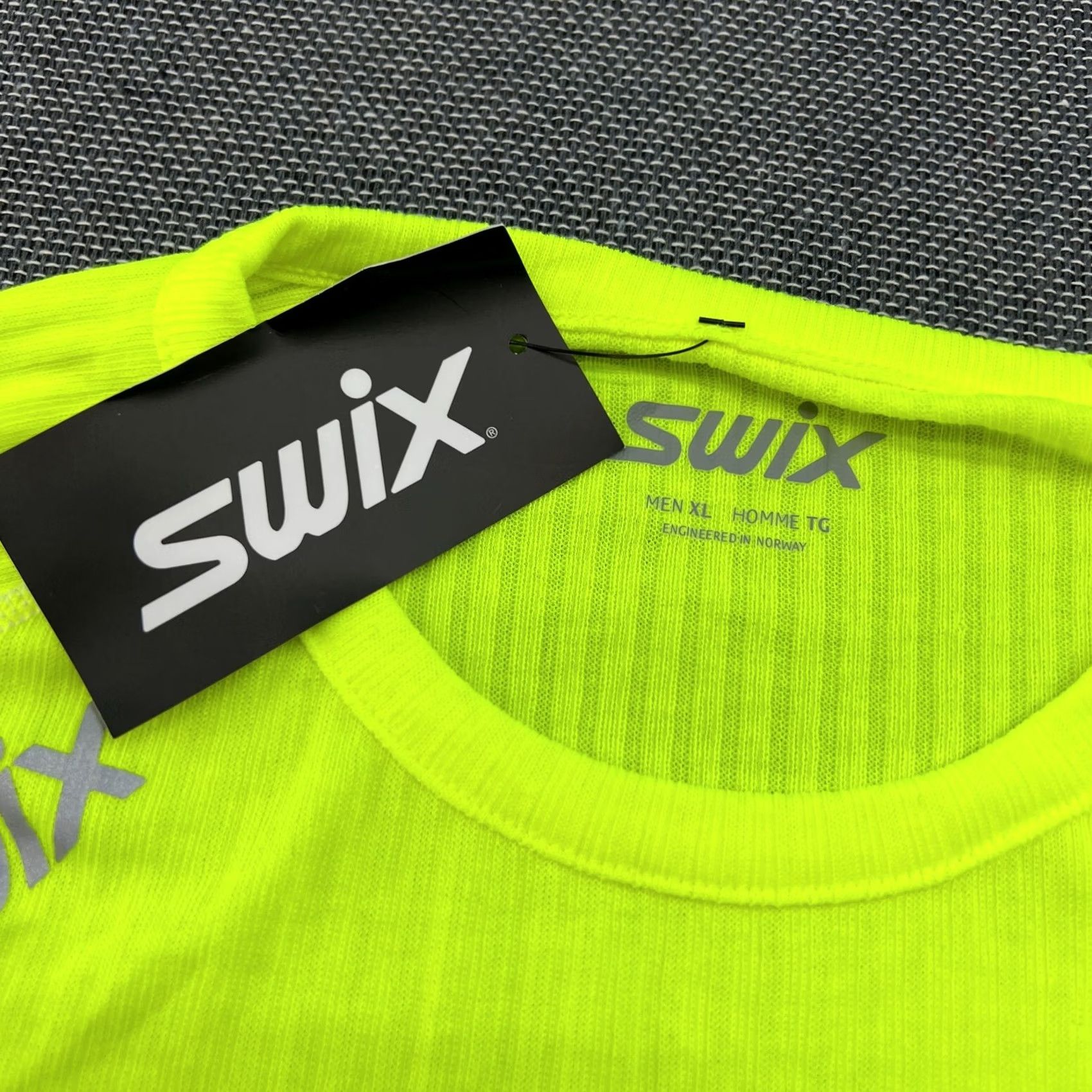 Vintage Swix RaceX Base Layer Shirt Mens XL Vistech Running Ski Sport Outdoor Shirt Size US XL / EU 56 / 4 - 4 Thumbnail