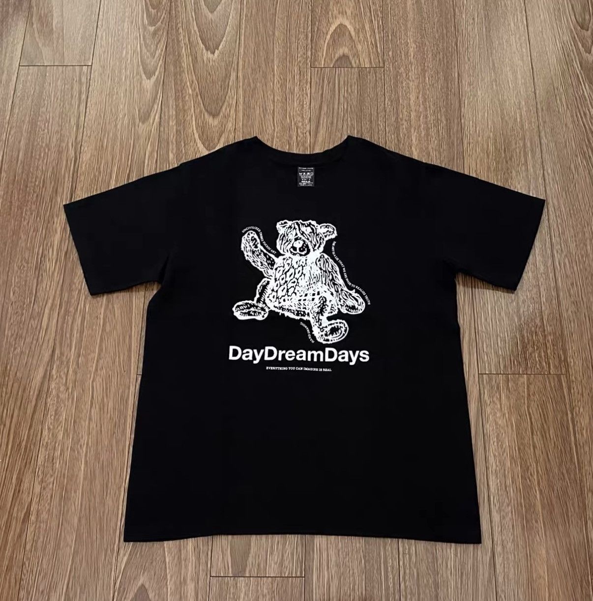 Number (N)ine Number Nine Takahiro Miyashita Graffiti Teddy Short Sleeve Size US XL / EU 56 / 4 - 1 Thumbnail