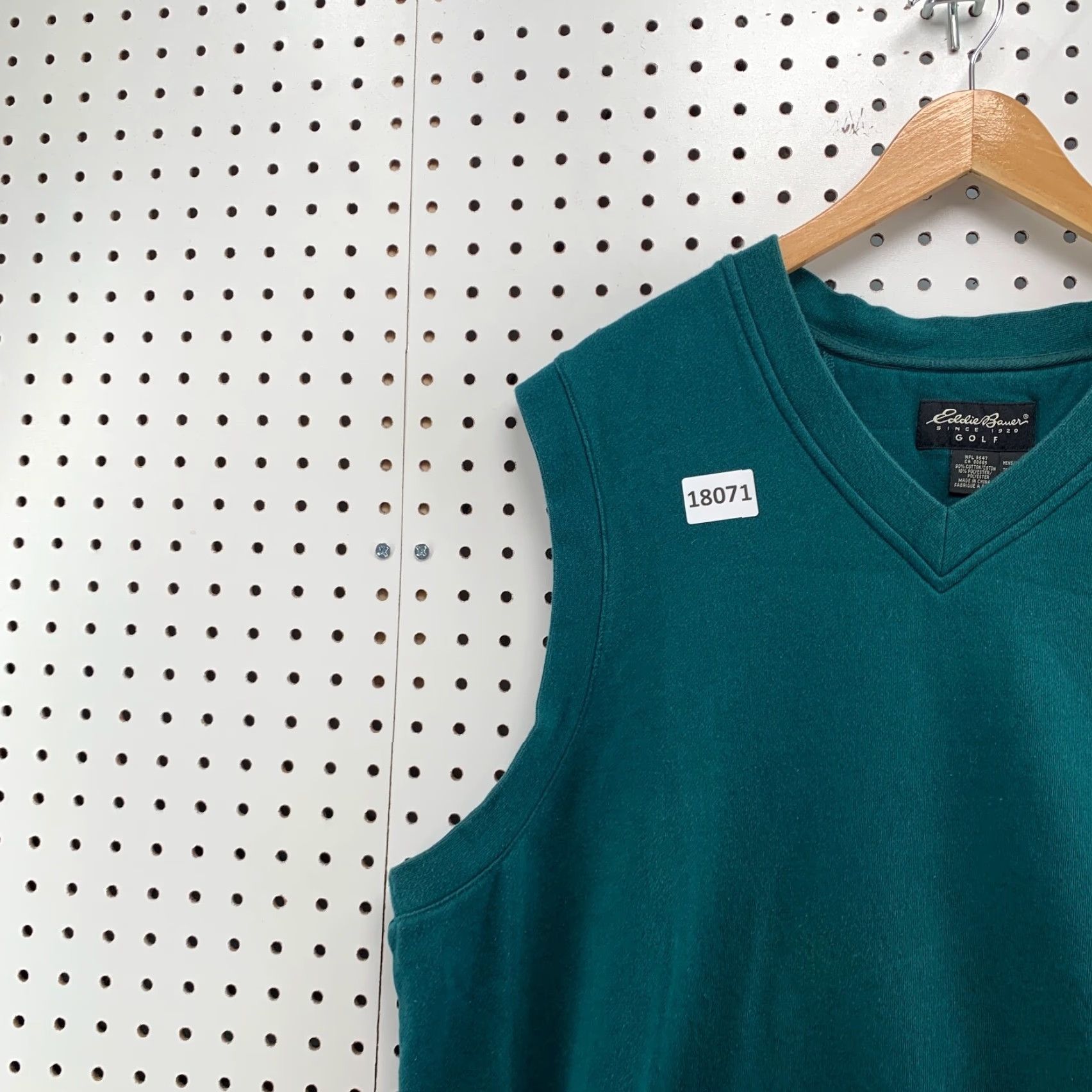 Eddie Bauer Eddie Bauer Golf Sweater Vest Green XL Men Sleeveless V-Neck Logo Size US XL / EU 56 / 4 - 5 Thumbnail