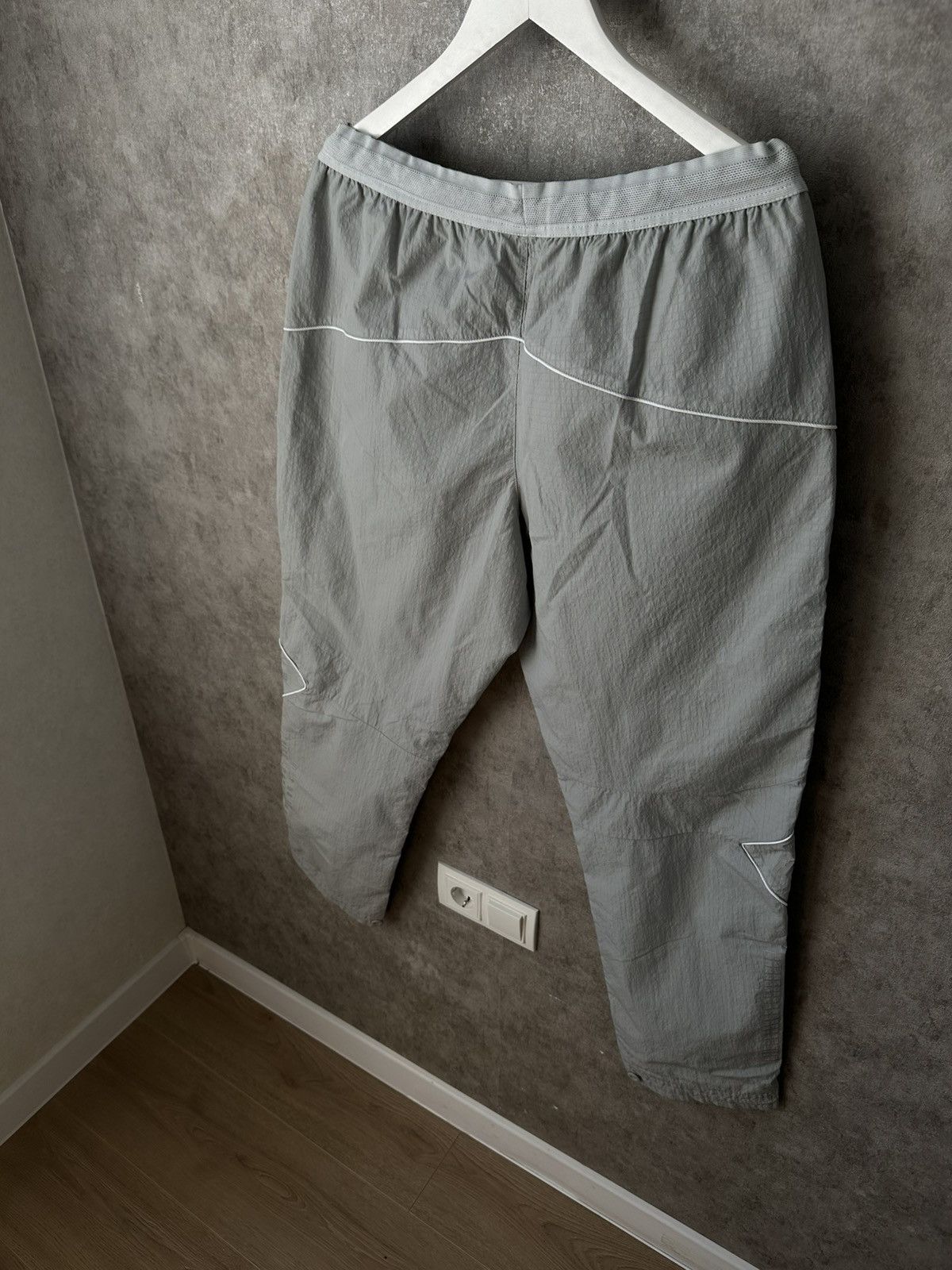 Corteiz Nike woven track pants Size US 36 / EU 52 - 21 Thumbnail