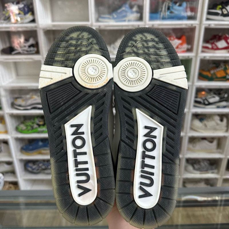 Louis Vuitton Louis Vuitton Trainer Low Top Sneakers - Size US 10 / EU 43 - 4 Thumbnail
