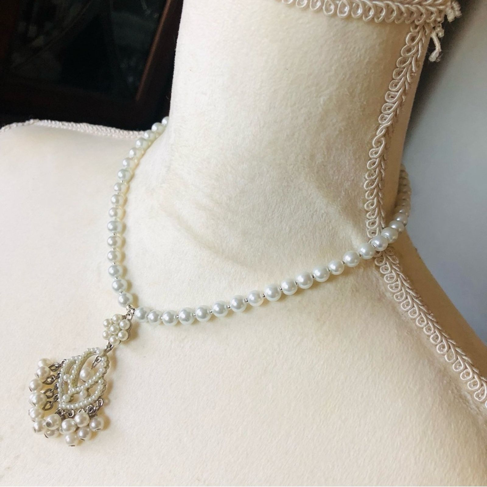 Handmade Handcrafted repurpose faux pearl chandelier Pearl necklace Size ONE SIZE - 4 Thumbnail