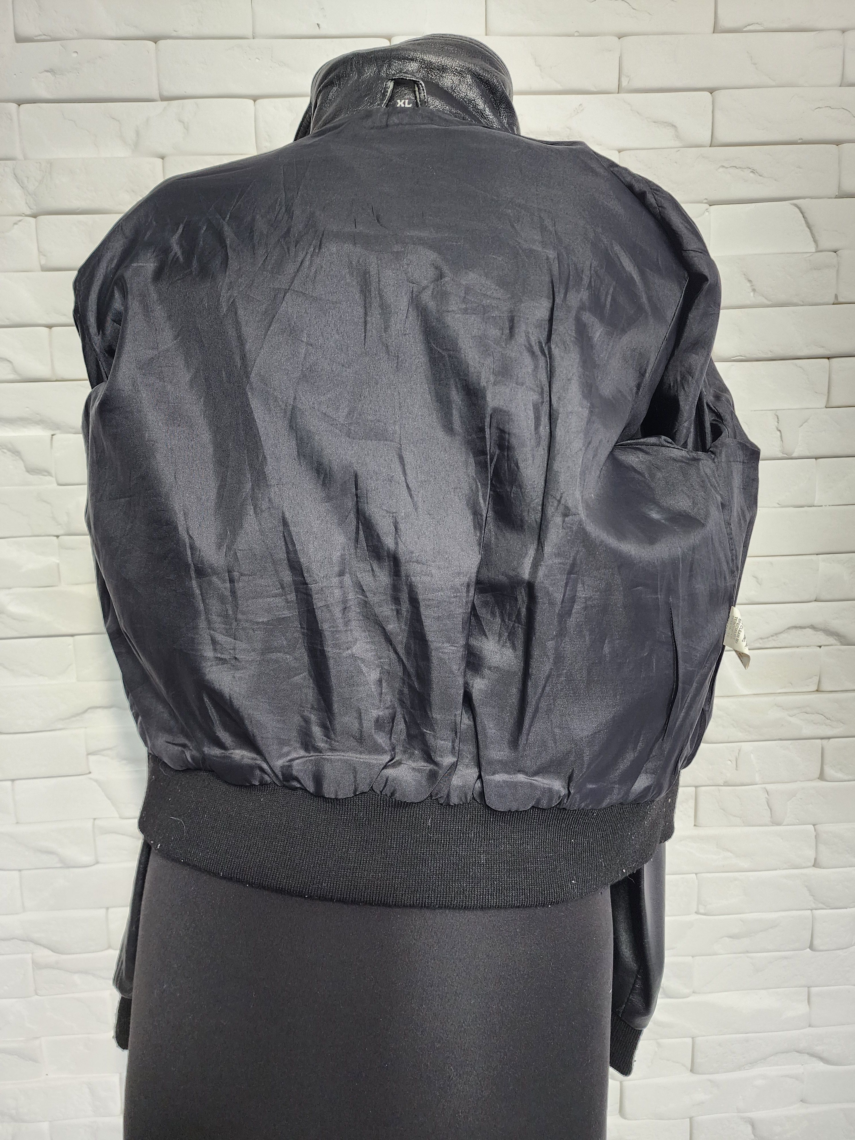 Genuine Leather Black Leather Bomber Jacket: Women's Metal Zipper Size L / US 10 / IT 46 - 7 Thumbnail