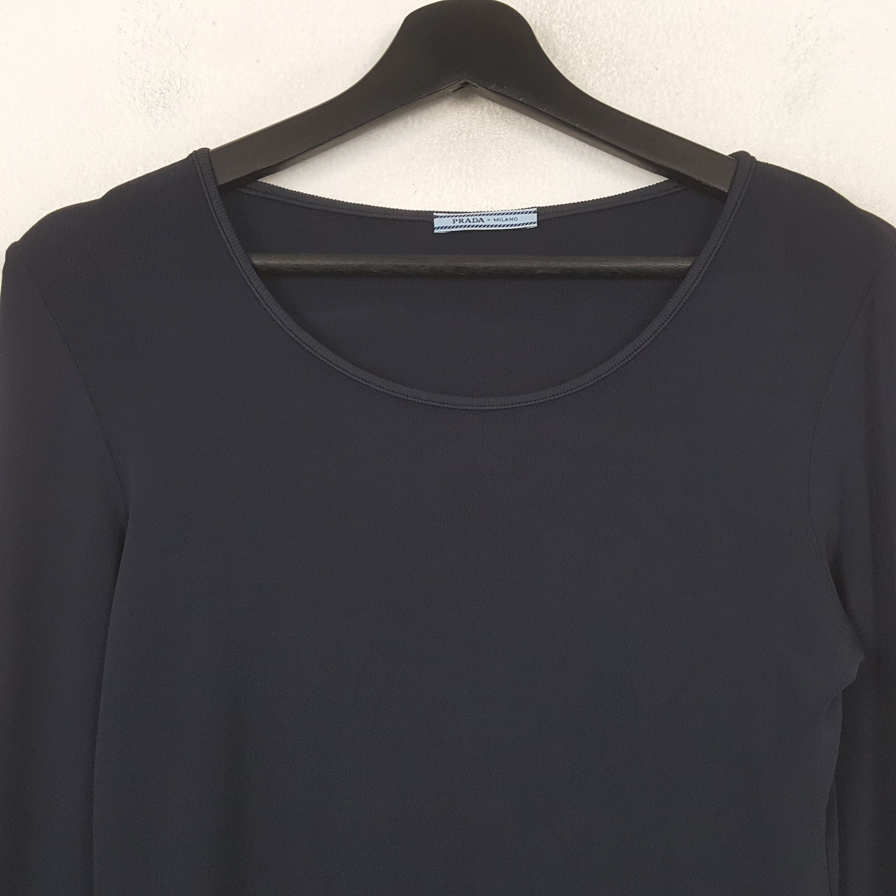 Prada Prada Milano Fashion Brand Tshirt RR23 Size S / US 4 / IT 40 - 2 Thumbnail