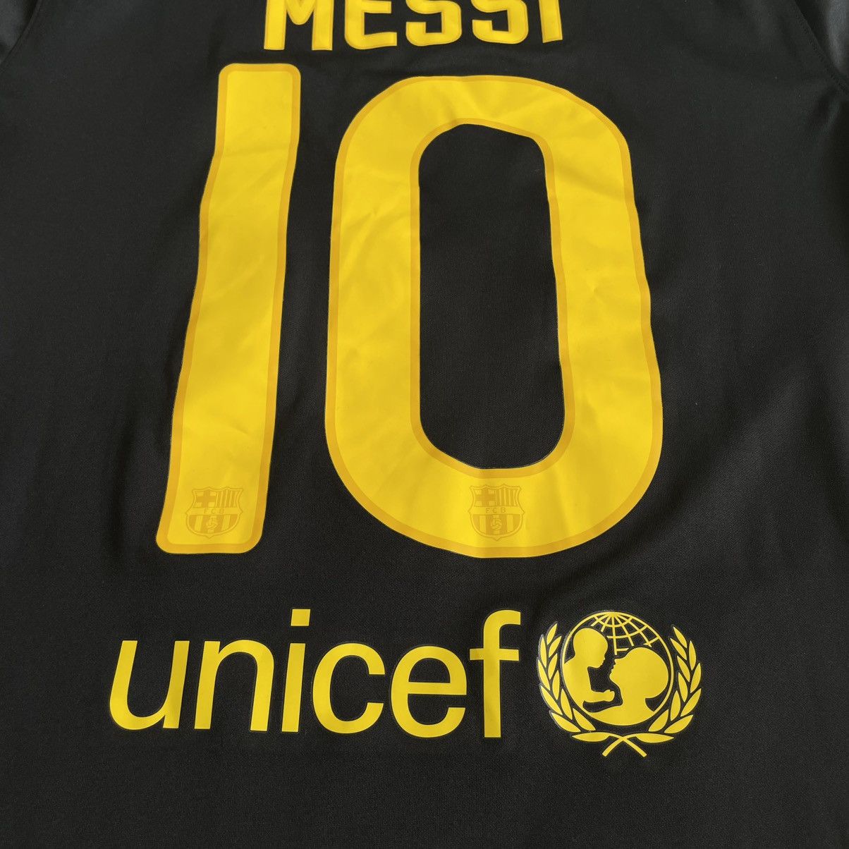 Nike Barcelona shirt 2013 Soccer #10 Messi Nike Jersey Mens GOAT Size US S / EU 44-46 / 1 - 3 Thumbnail