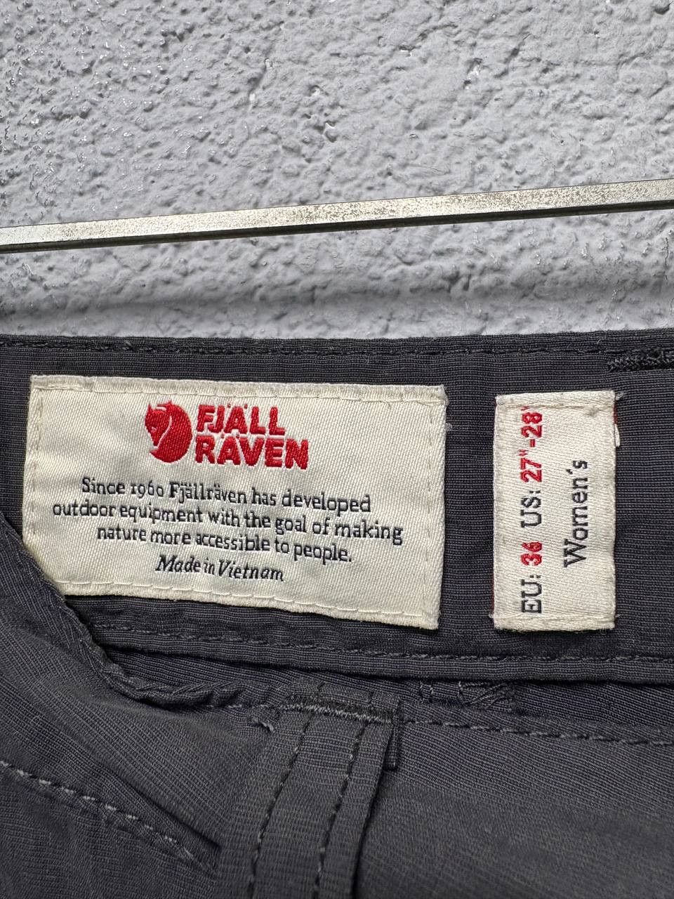 Fjallraven FjallRaven womens activewear pants size 36 / Small Size 25" / US 0 / IT 36 - 9 Thumbnail