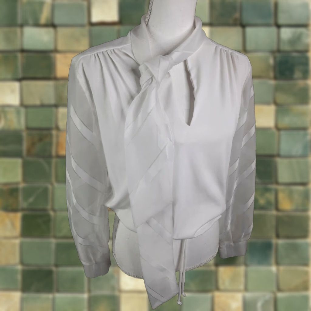 Vintage VINTAGE L2S 70s Blouse Shirt Disco Long Sleeve White V Neck Embellished M/L Womanly Shirt Size M / US 6-8 / IT 42-44 - 1 Thumbnail