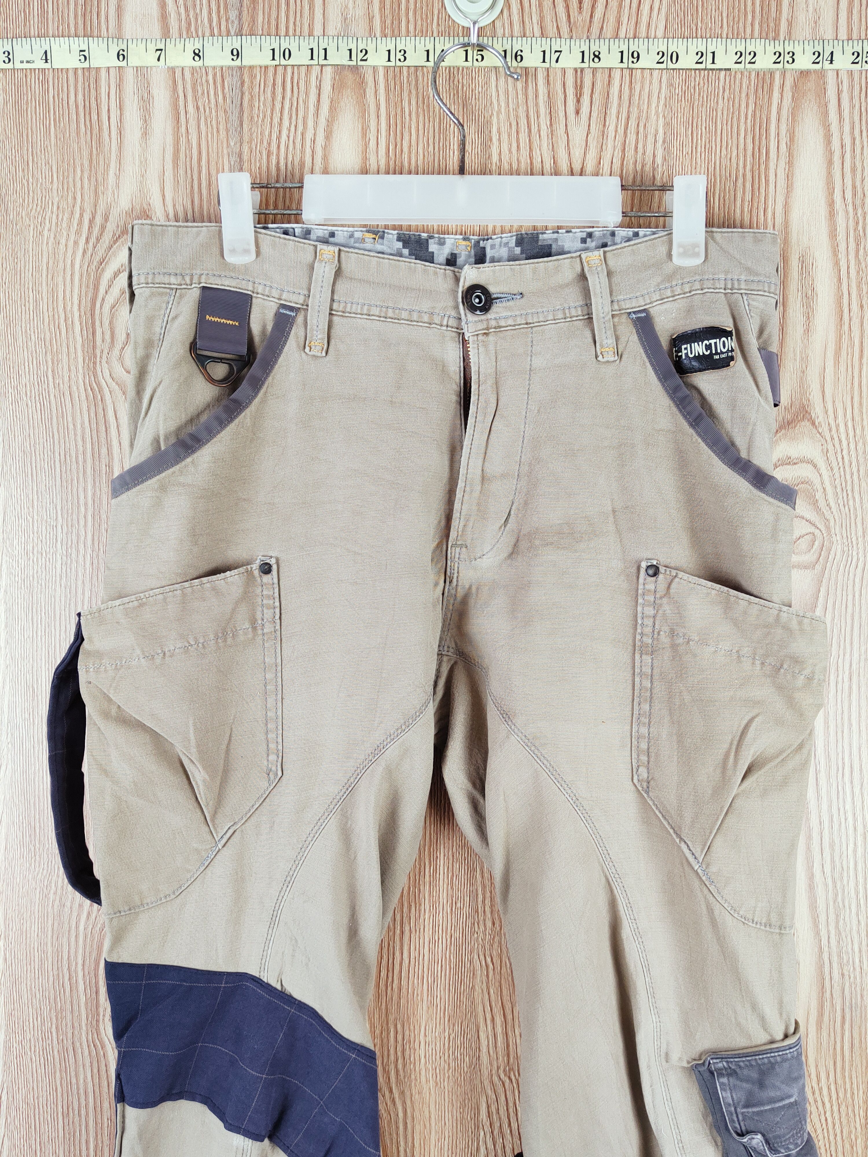 Edwin Edwin Beige Multipocket Tactical Cargo Pants #W001 Size US 31 - 2 Thumbnail