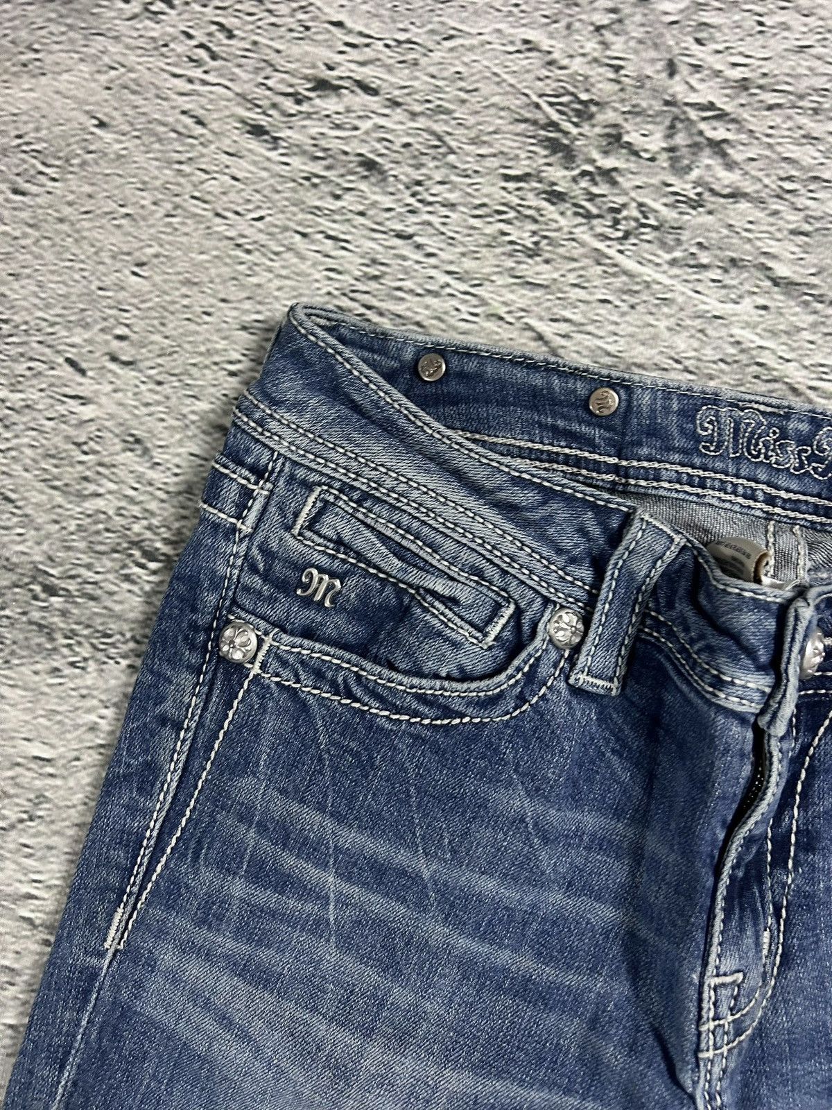 Miss Me Miss Me flared bootcut white stitching denim vintage y2k Size 30" / US 8 / IT 44 - 8 Thumbnail