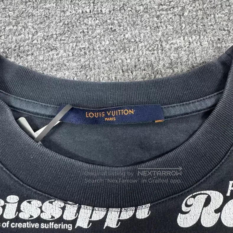 Louis Vuitton Louis Vuitton Billboards full of short sleeves Size US S / EU 44-46 / 1 - 4 Thumbnail