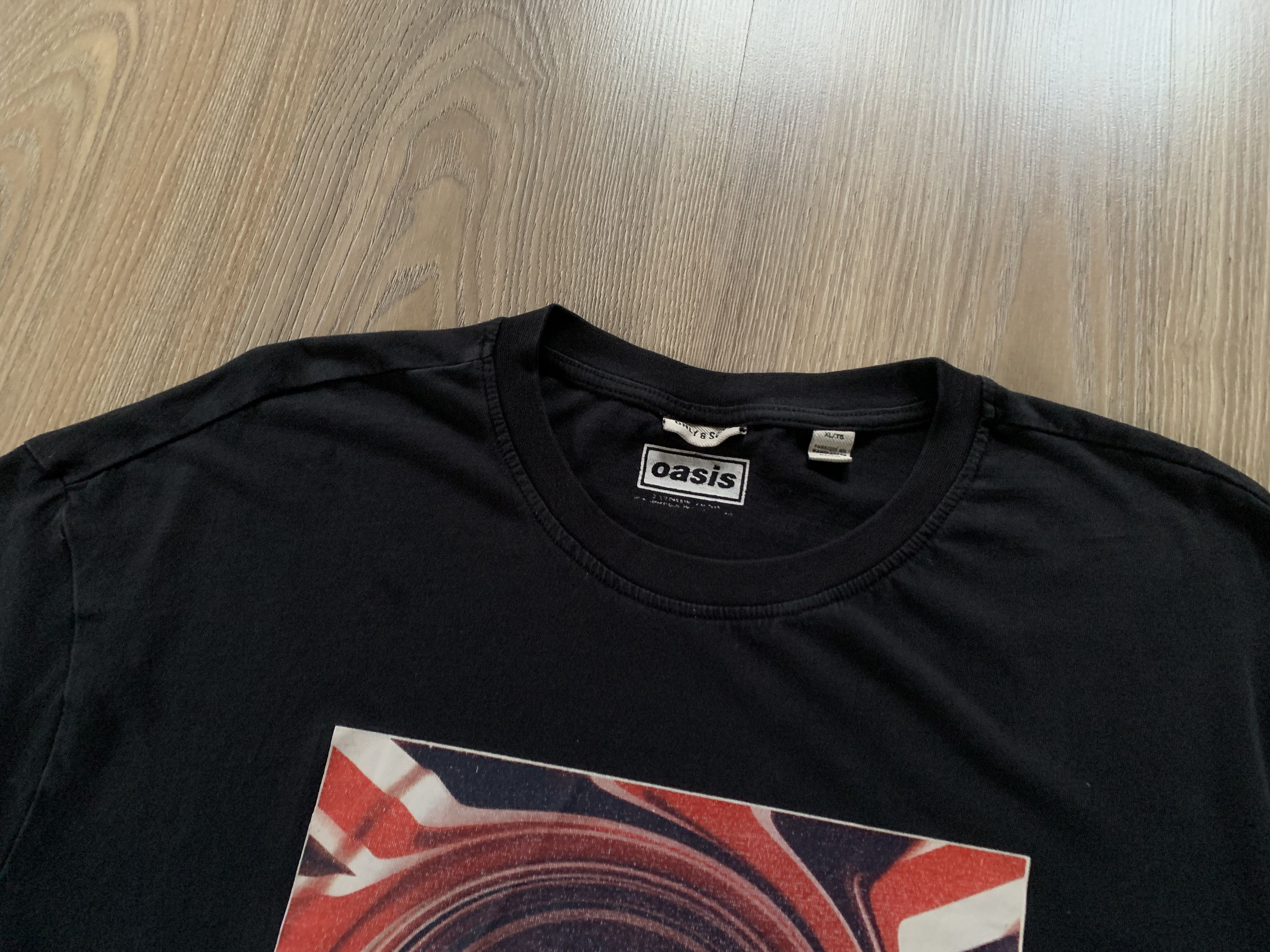 Band Tees Oasis Gildan Big Logo T Shirt Size US XL / EU 56 / 4 - 4 Thumbnail