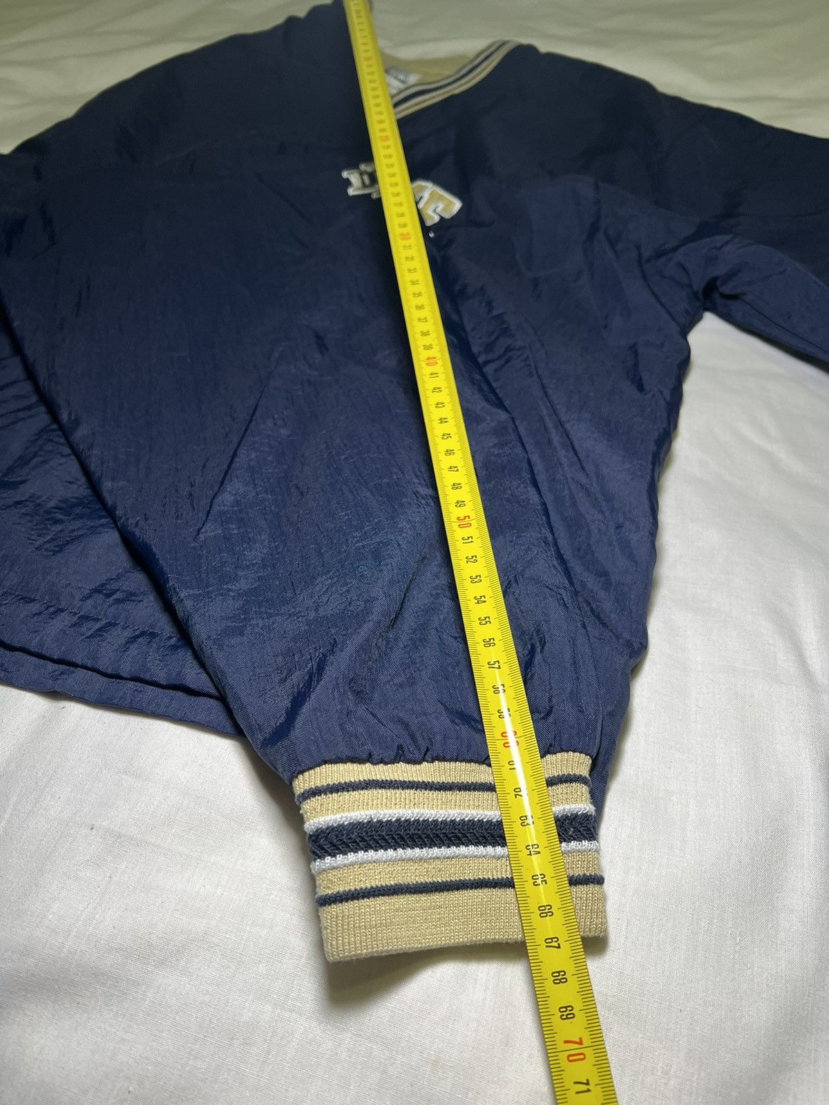 Vintage VINTAGE 90S OVERSIZE NYLON NOTRE DAM SWEATSHIRT FOOTBALL Size US XL / EU 56 / 4 - 19 Thumbnail