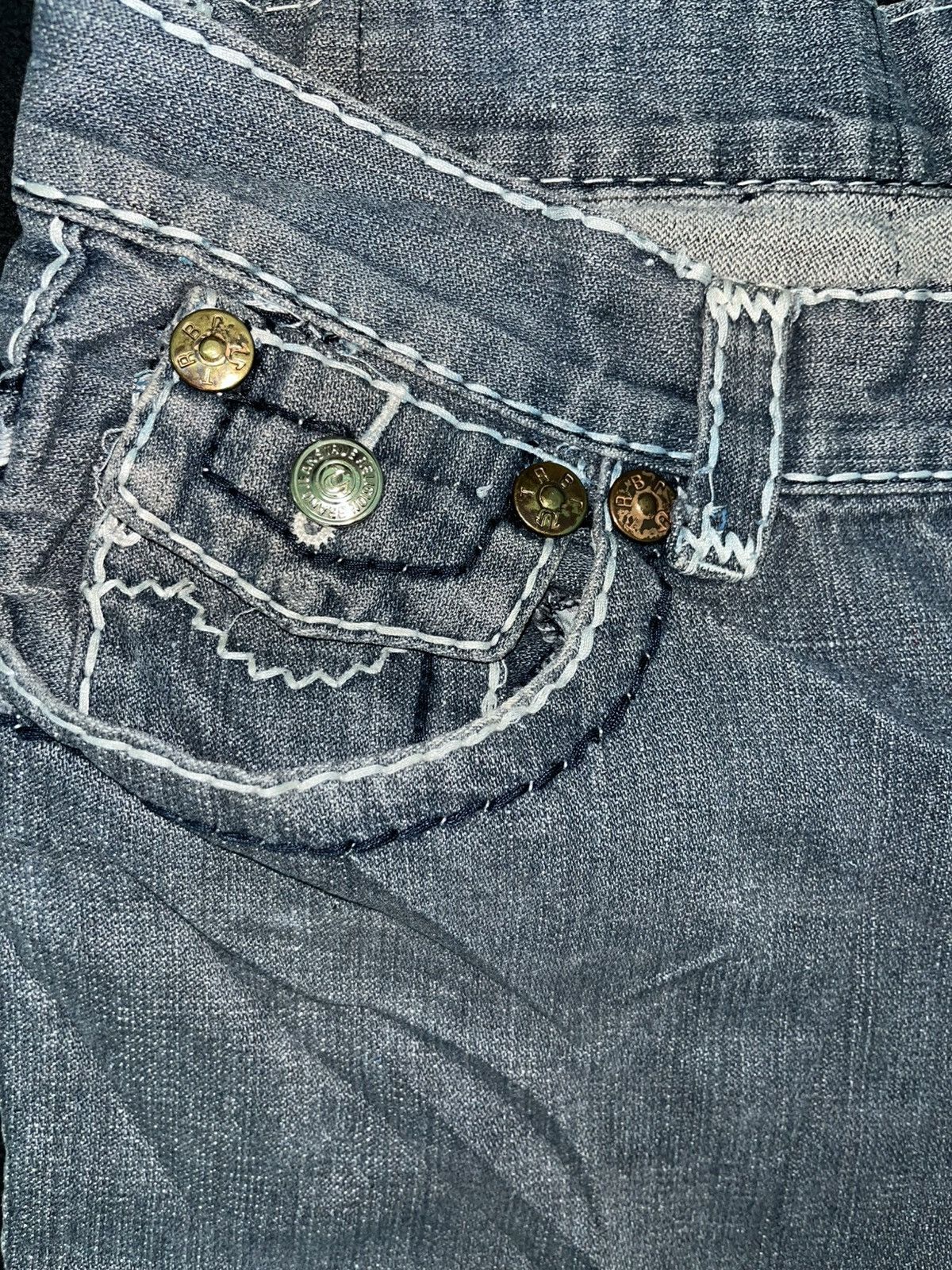True Religion True Religion Short Pants Size US 33 - 3 Thumbnail