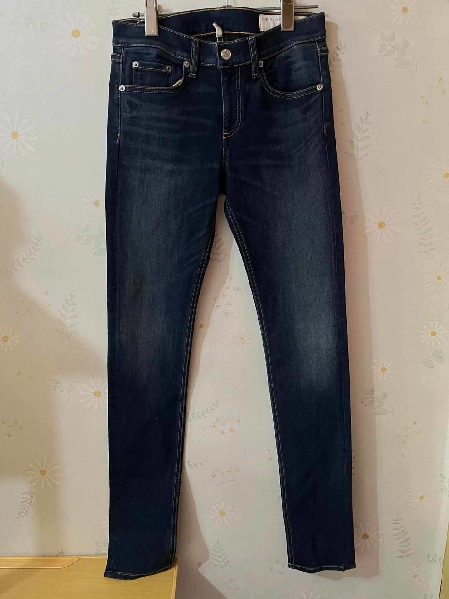 Rag & Bone Rag & Bone Stretch Slim-Fit Jeans Size 27" / US 4 / IT 40 - 1 Thumbnail