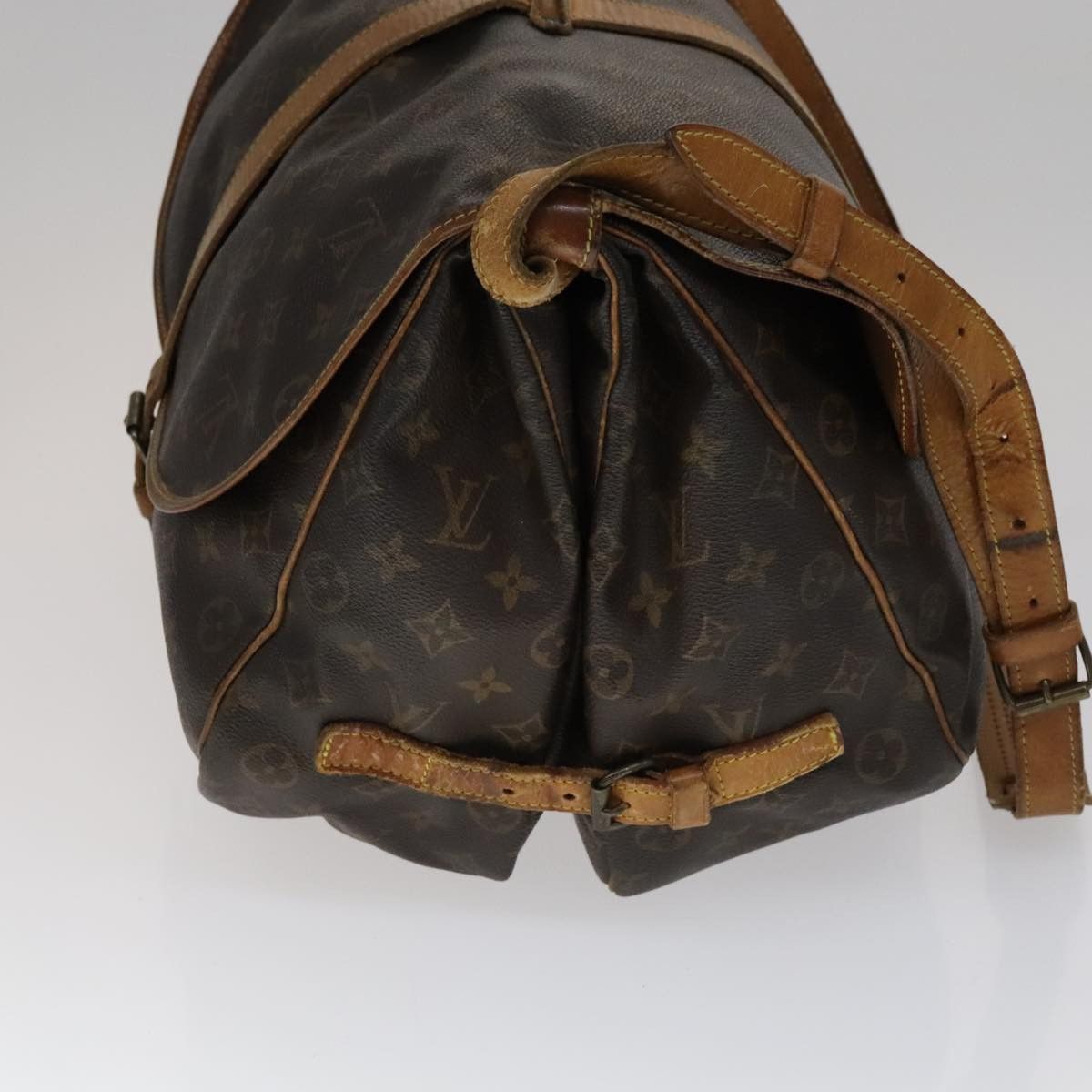 Louis Vuitton LOUIS VUITTON Monogram Saumur 35 Shoulder Bag M42254 Size ONE SIZE - 4 Thumbnail