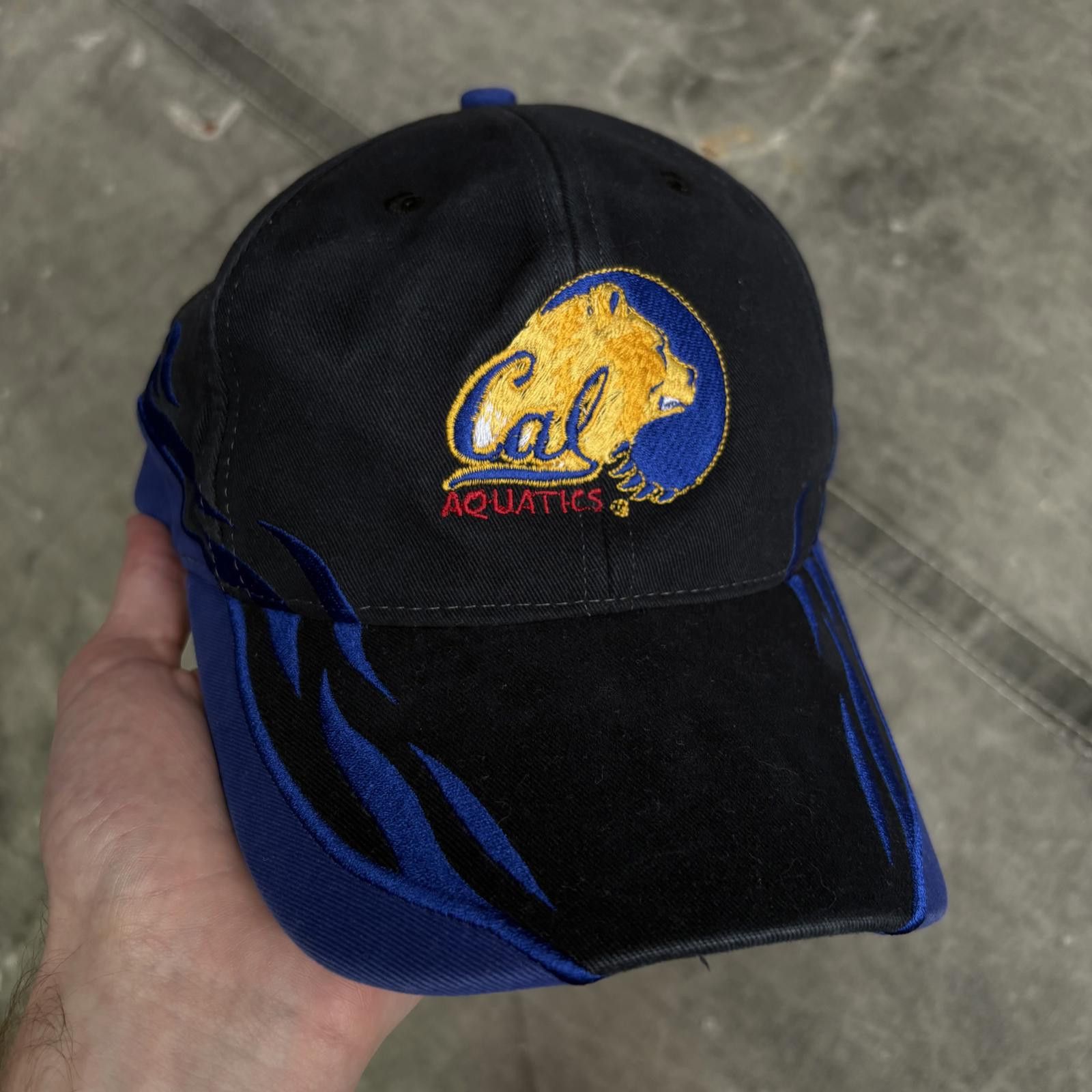 Vintage Vintage University Of California Berkeley Cal Aquatics Hat Size ONE SIZE - 1 Thumbnail