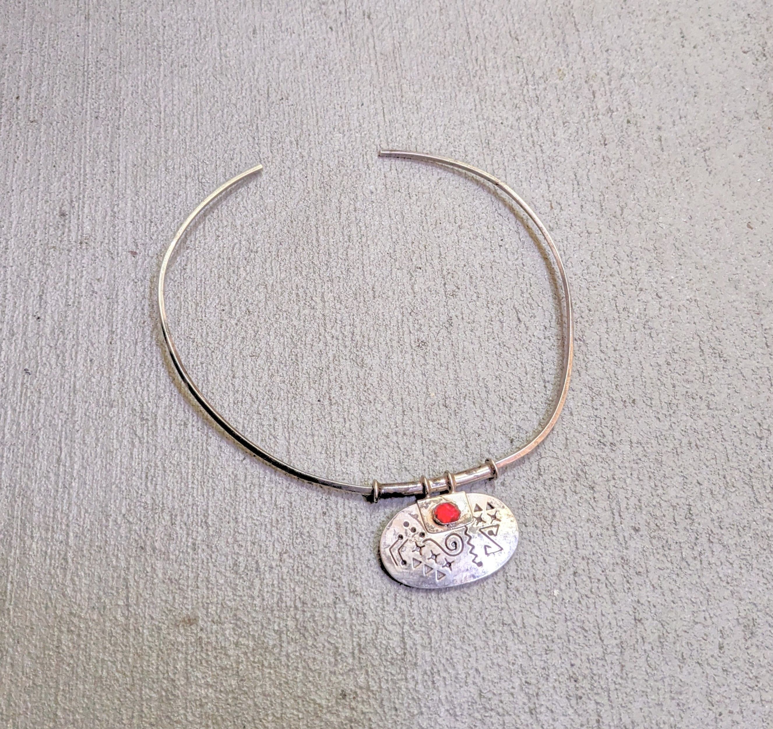 Jewelry Vintage Sterling Silver Necklace Collar Oval 14" Taxco Red Size ONE SIZE - 1 Thumbnail
