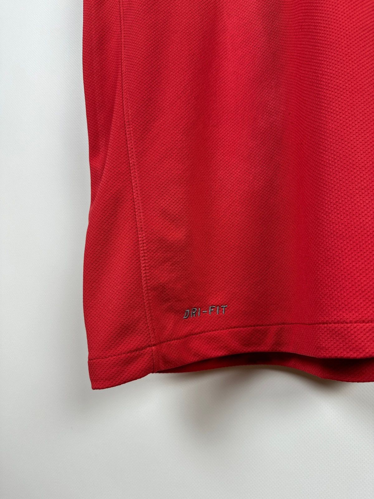 Nike 2011/12 Nike Manchester United Home Soccer Jersey Size US L / EU 52-54 / 3 - 9 Thumbnail