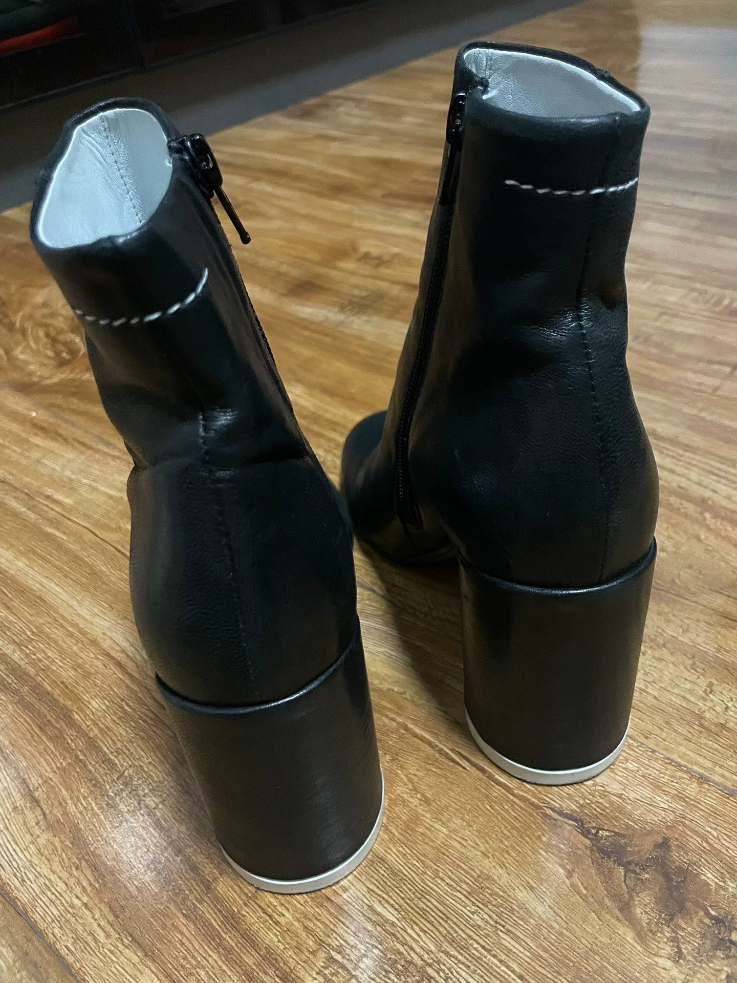 MM6 mm6 8cm Heel Lambskin Short Boots (35, Worn, Half Size Up) Size US 4.5 / IT 34.5 - 3 Thumbnail
