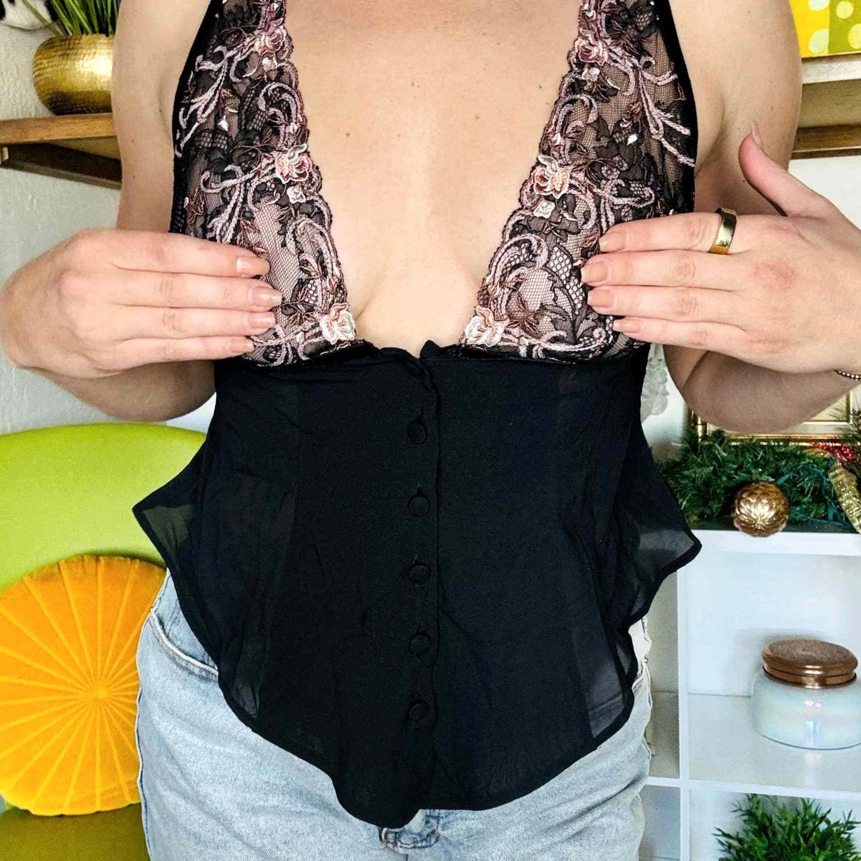 La Perla VINTAGE La Perla Black Pink Floral Lace Bralette Bustier Chemise Top Bralette S Women NWT MSRP 555 Mens? Size S / US 4 / IT 40 - 2 Thumbnail
