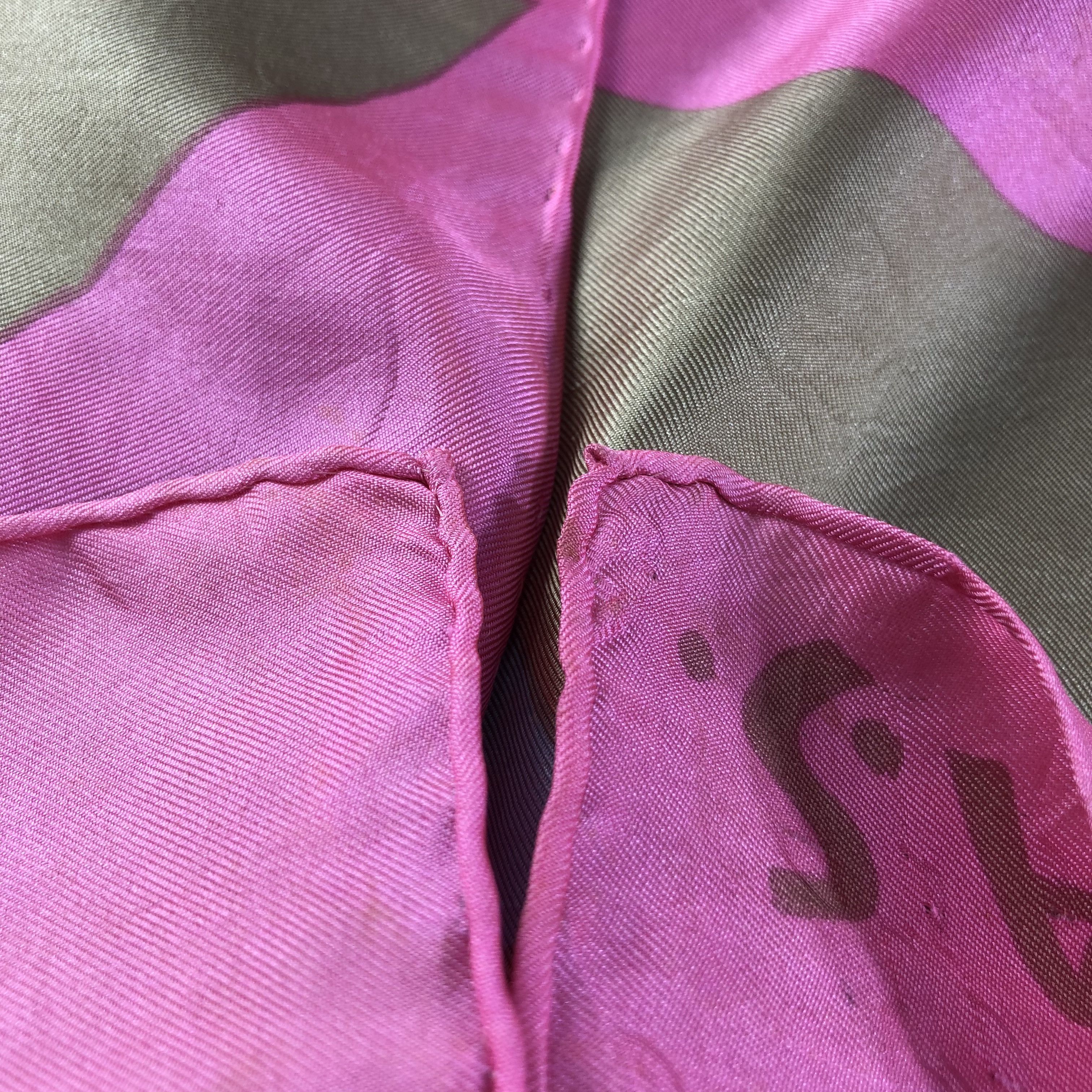 Japanese Brand P.A.S Abstract Hand Rolled Silk Scarf M759 Size ONE SIZE - 4 Thumbnail