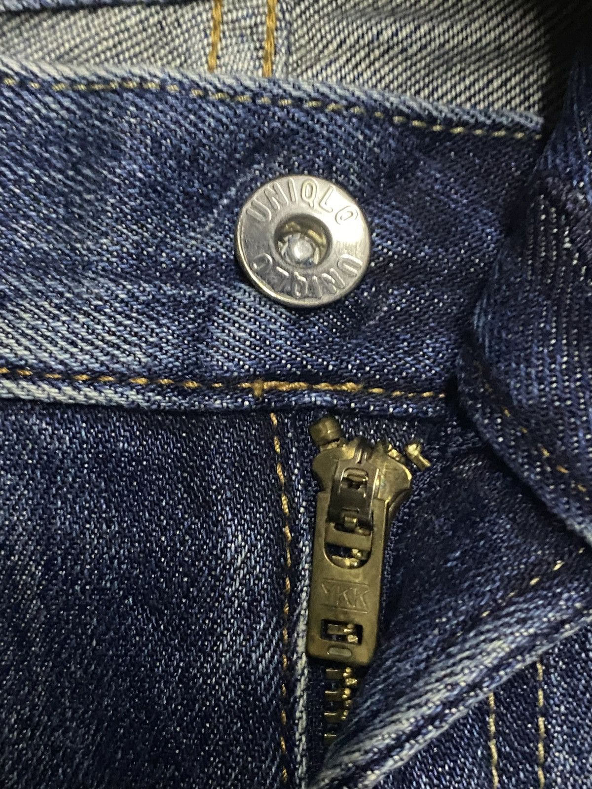 Japanese Brand Vintage Japanese Uniqlo Blue Faded Wash Distressed Jeans Size US 31 - 8 Thumbnail