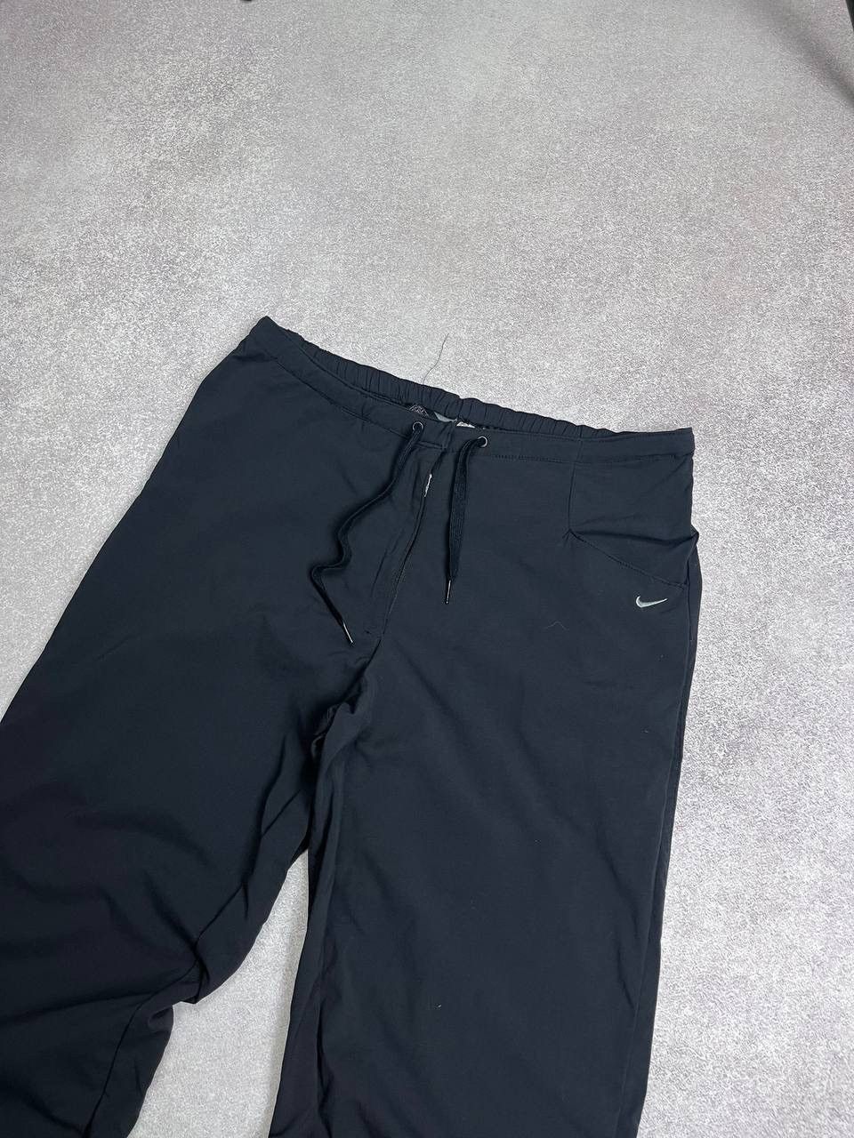 Other Vintage Nike Swoosh Baggy Trackpants Y2K S Size US 31 - 2 Thumbnail
