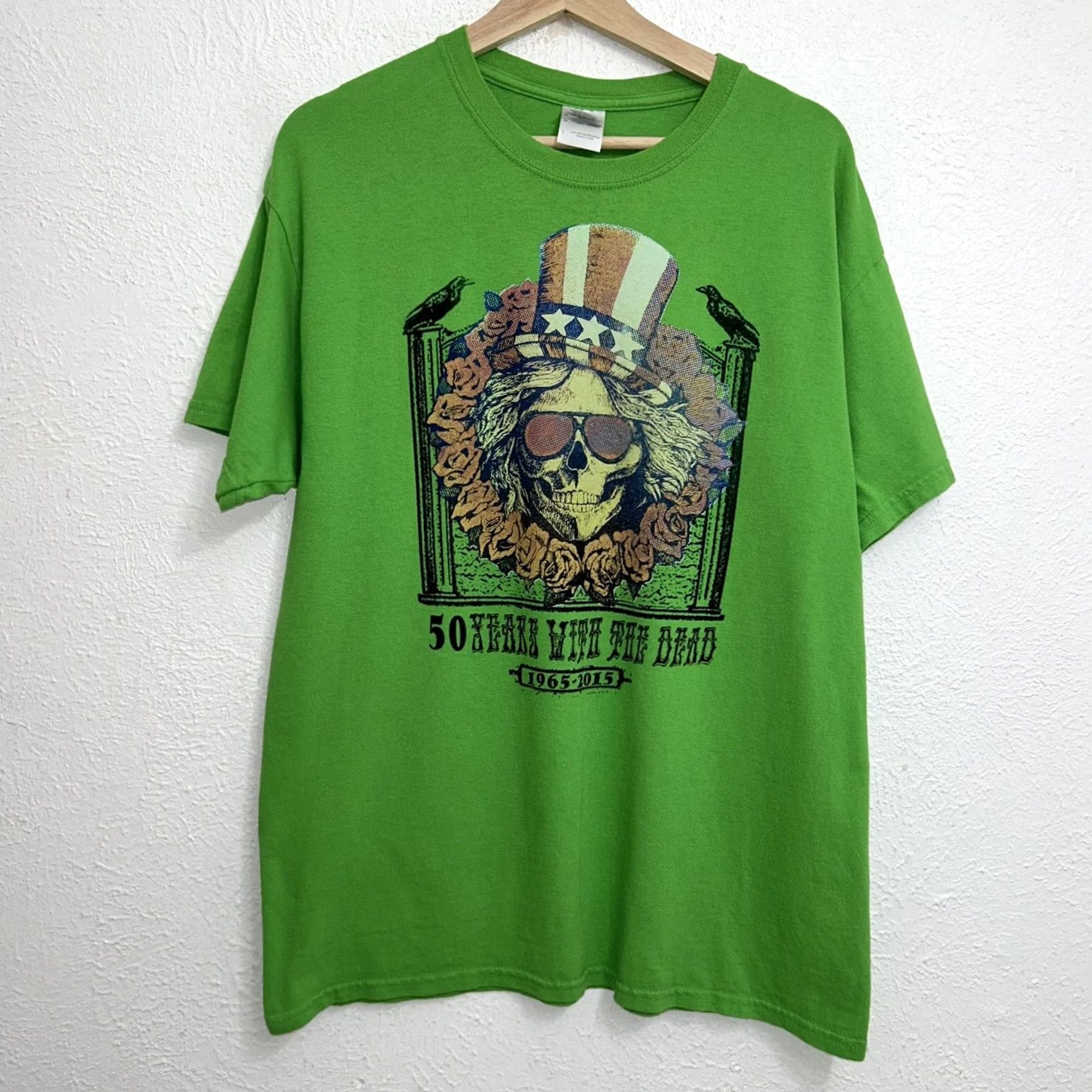 Gildan 50 Years With The Dead 1965-2015 T-Shirt Tee Green Large Short Sleeve Sz Size US L / EU 52-54 / 3 - 2 Thumbnail