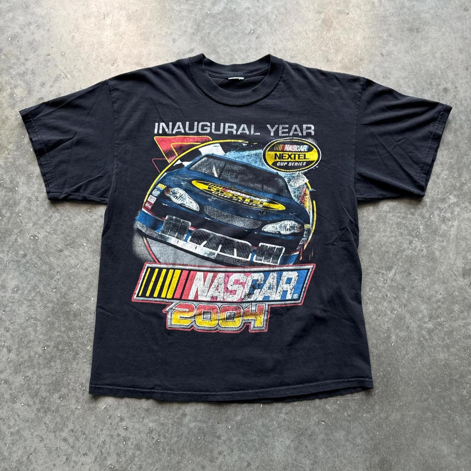 NASCAR Nascar 2004 Y2k "Inaugural Year" Jeff Gordon Faded T-Shirt Size US XL / EU 56 / 4 - 1 Thumbnail