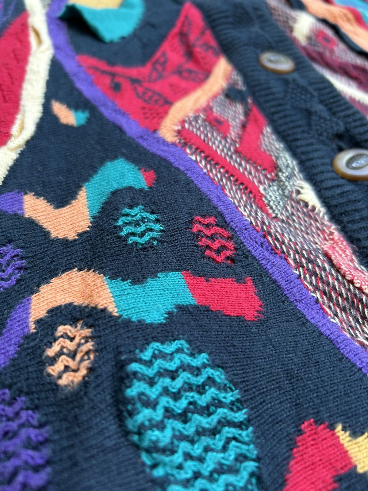 Coogi 90s Coogi Geccu 3D Multi Color Wool Sweater Vest Size US L / EU 52-54 / 3 - 6 Thumbnail