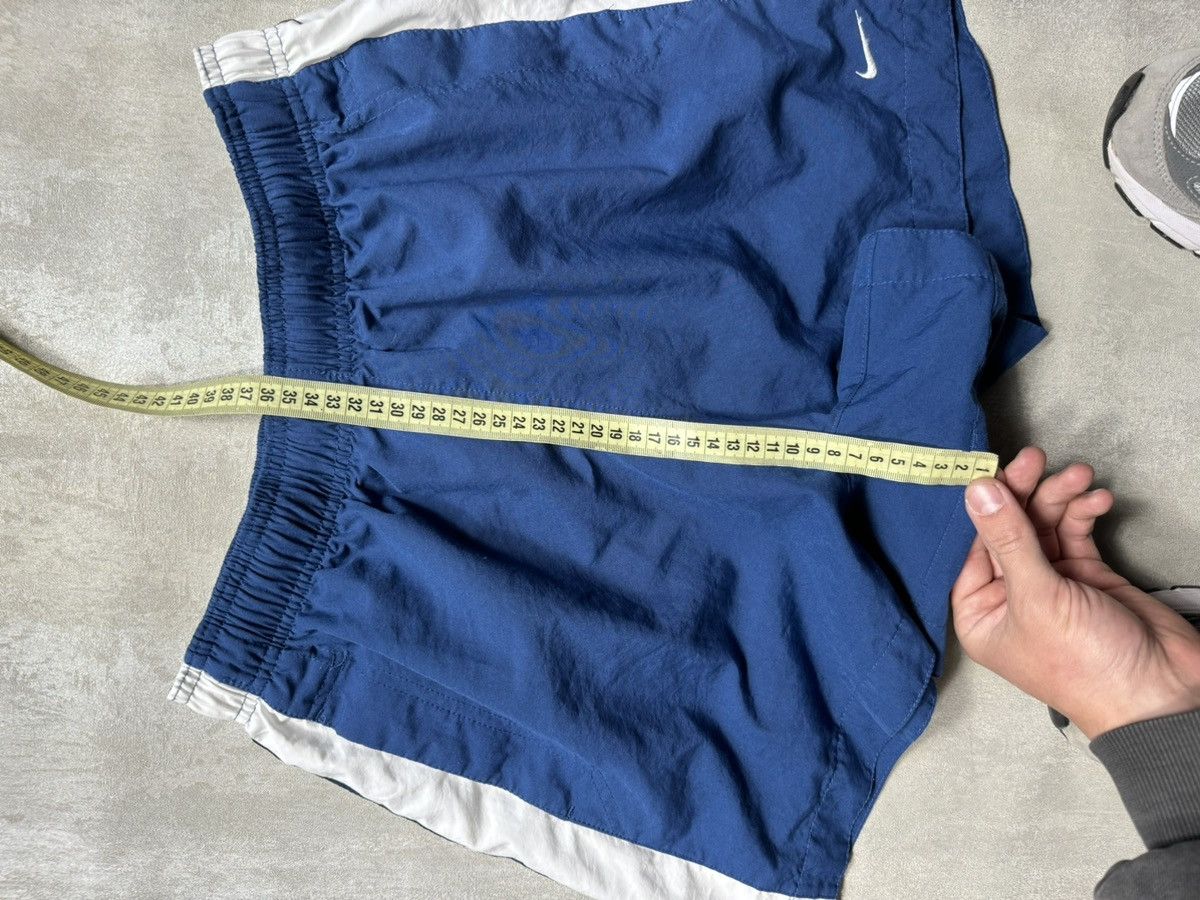 Nike × Vintage Vintage Nike y2k Logo Shorts Size US 32 / EU 48 - 7 Thumbnail