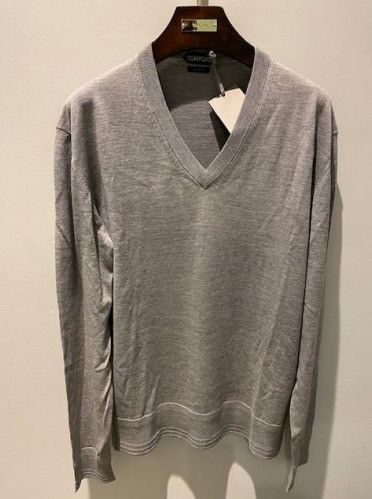 Tom Ford o1w1db10125 TFK100 V-neck Sweater in Grey Size US L / EU 52-54 / 3 - 1 Preview