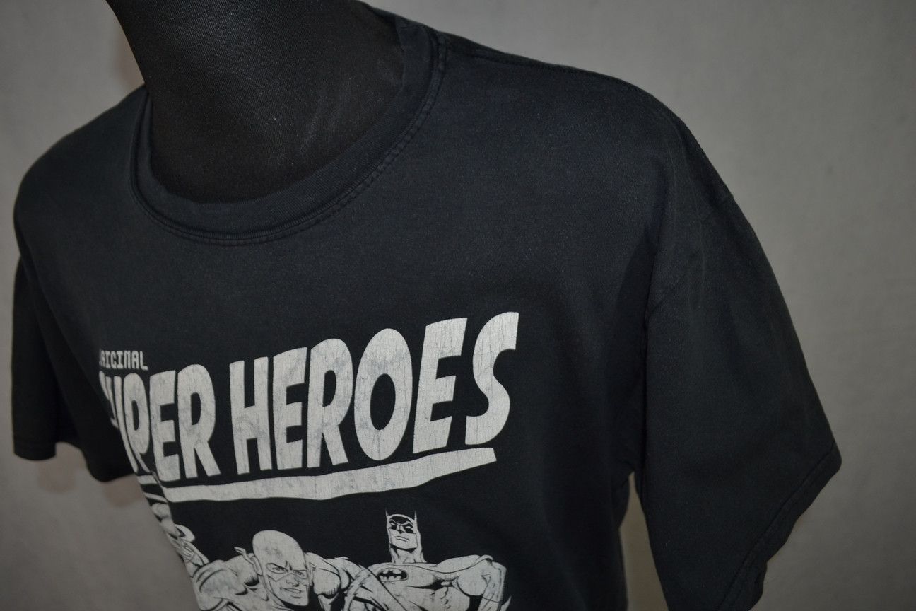 DC Comics DC Comics Superheroes Batman Superman Flash tee XL Size US XL / EU 56 / 4 - 4 Thumbnail