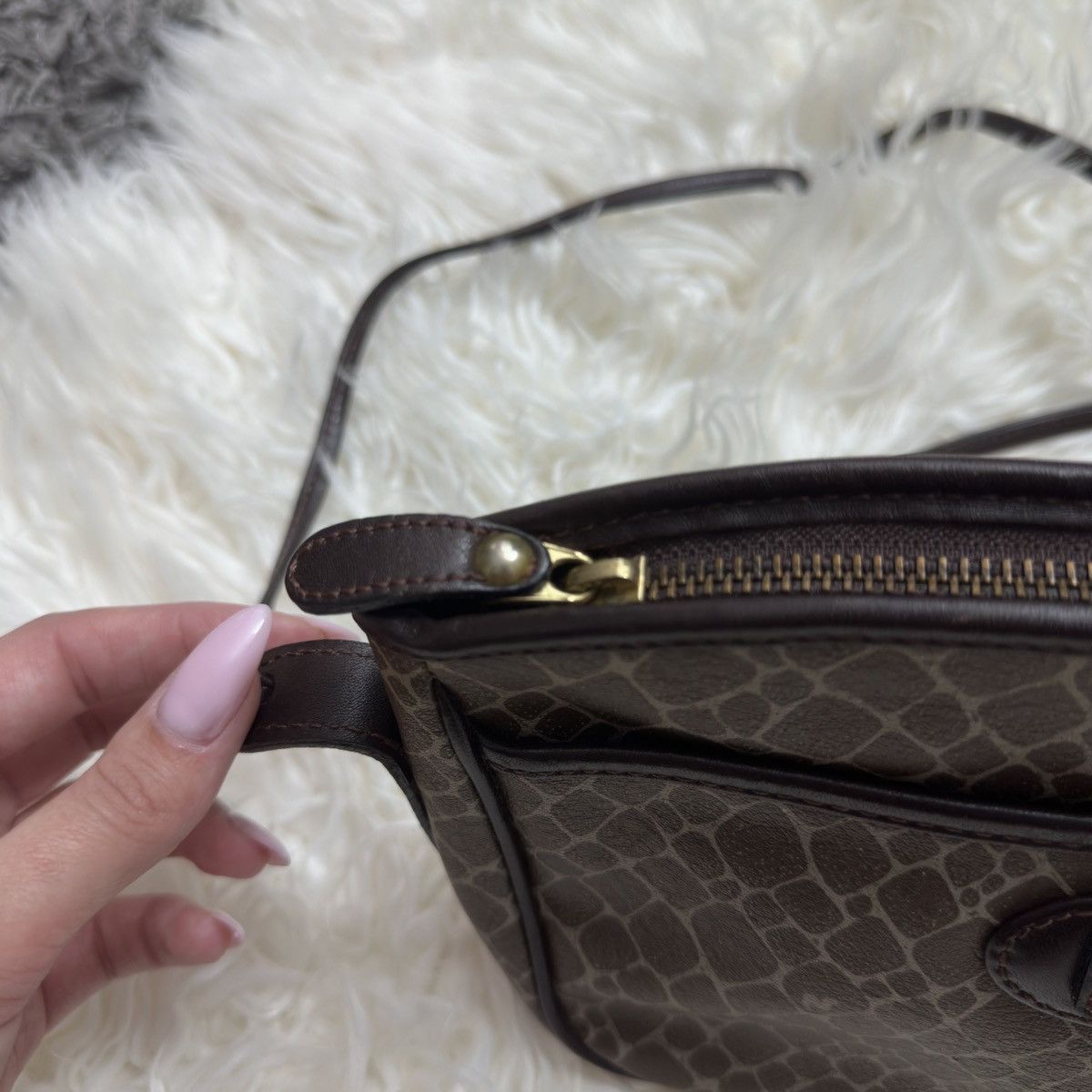 Nina Ricci Vintage Nina Ricci Brown Leather Crossbody Sling Bag Size ONE SIZE - 8 Thumbnail